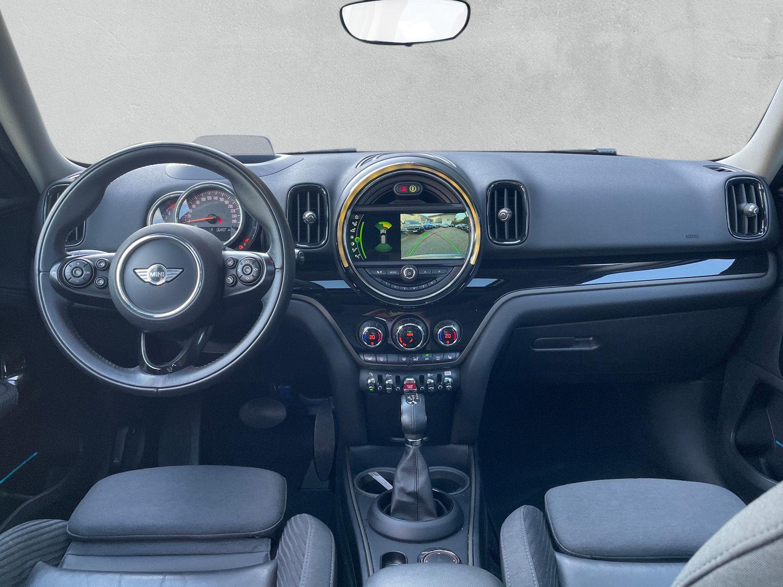 MINI Countryman Cooper S ALL4 F60 2.0i (CH)-image-6