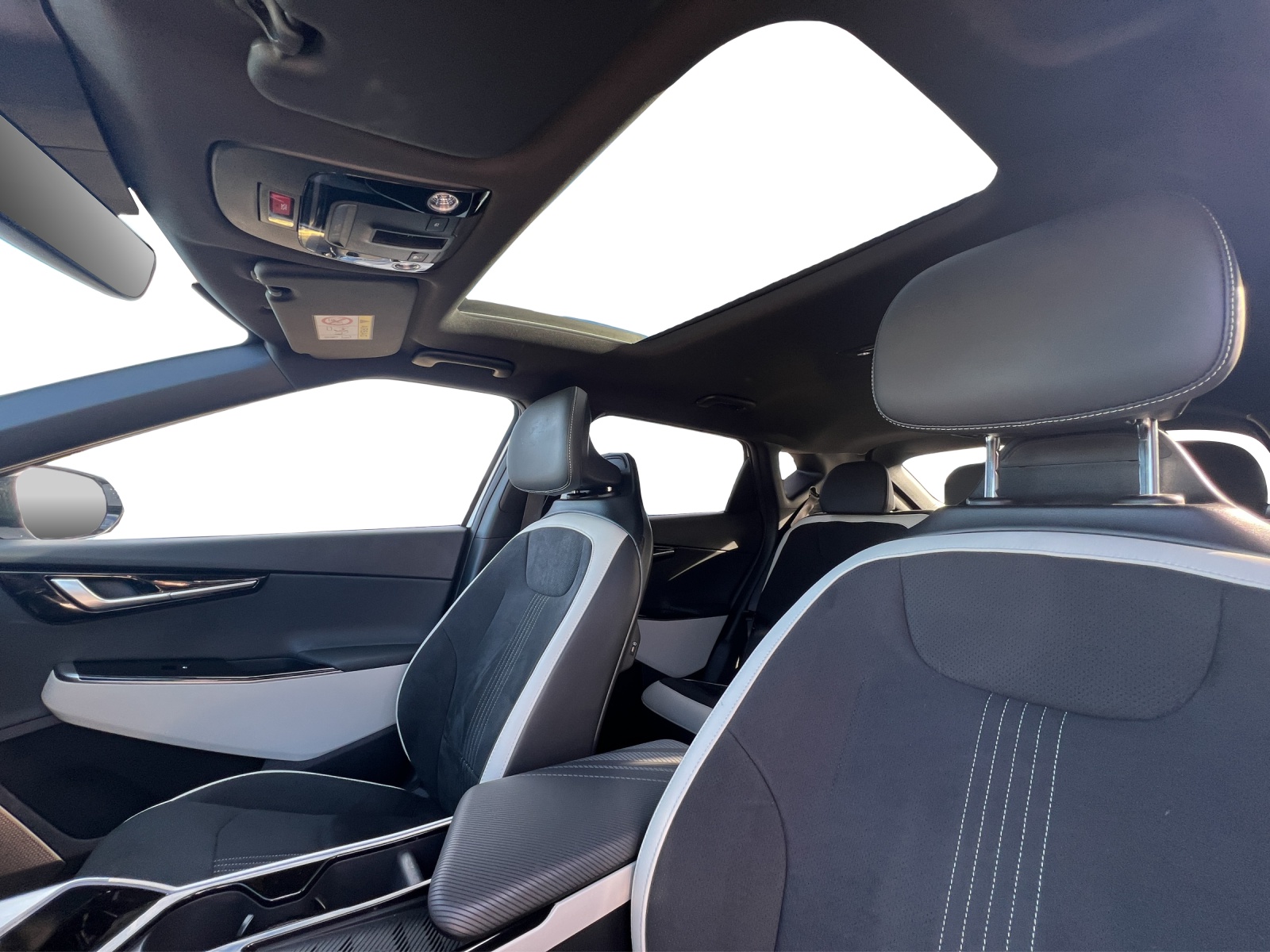 KIA EV6 77 kWh GT-Line 4x4-image-11