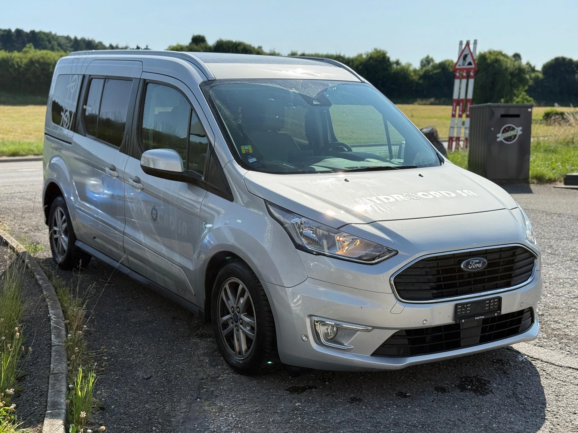 FORD Grand Tourneo Connect 1.5 EcoBlue Titanium Automat-image-1