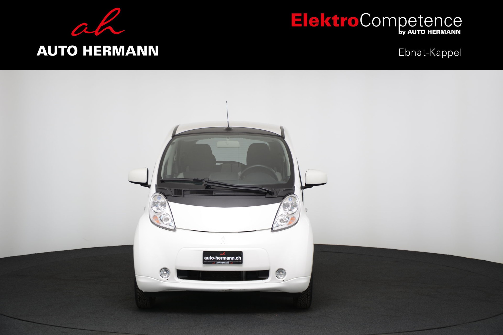 MITSUBISHI i MiEV Style-image-1