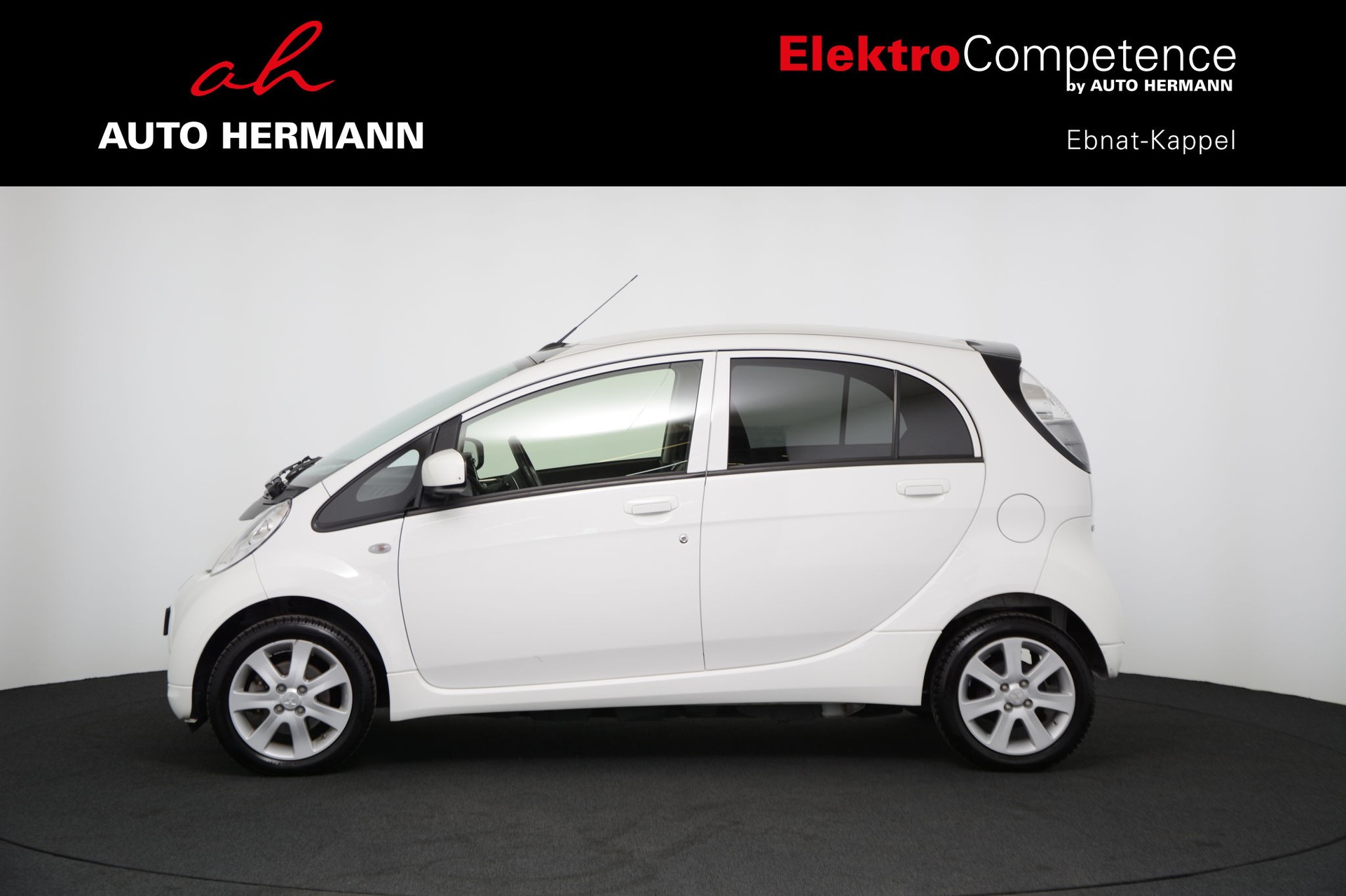 MITSUBISHI i MiEV Style-image-3