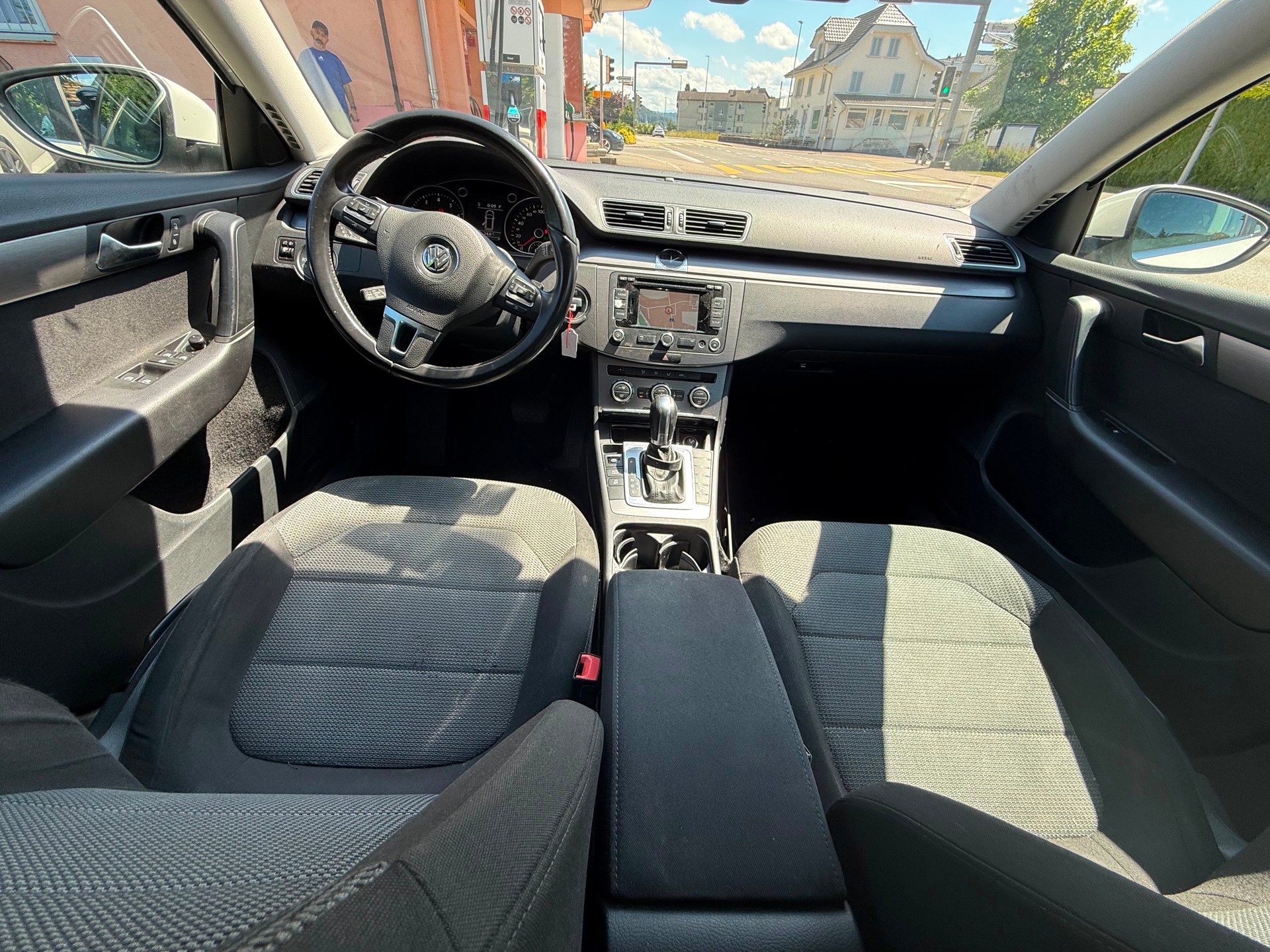 VW Passat Variant 1.4 EcoFuel Comfortline DSG-image-11