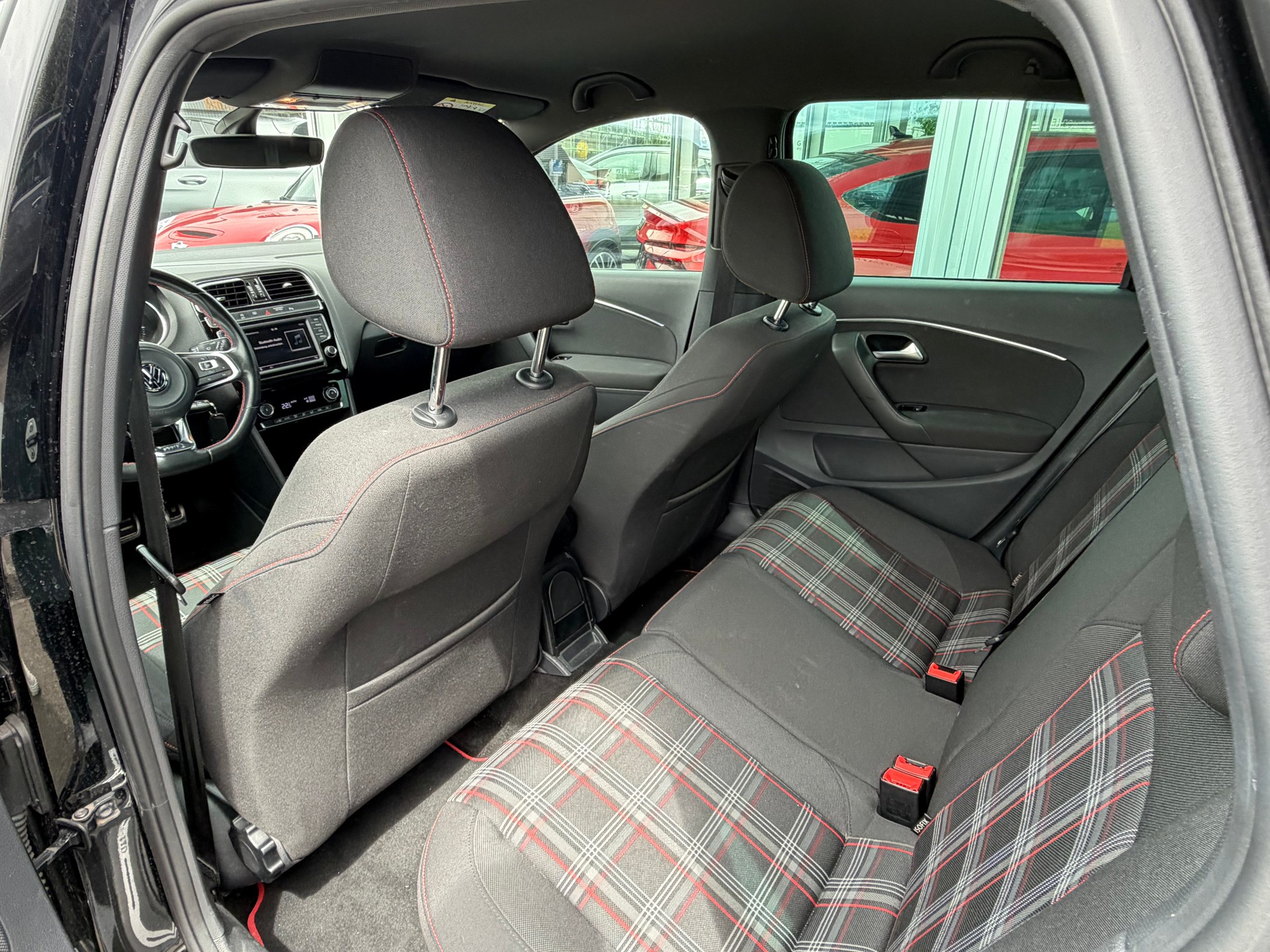 VW Polo 1.8 TSI GTI DSG-image-11