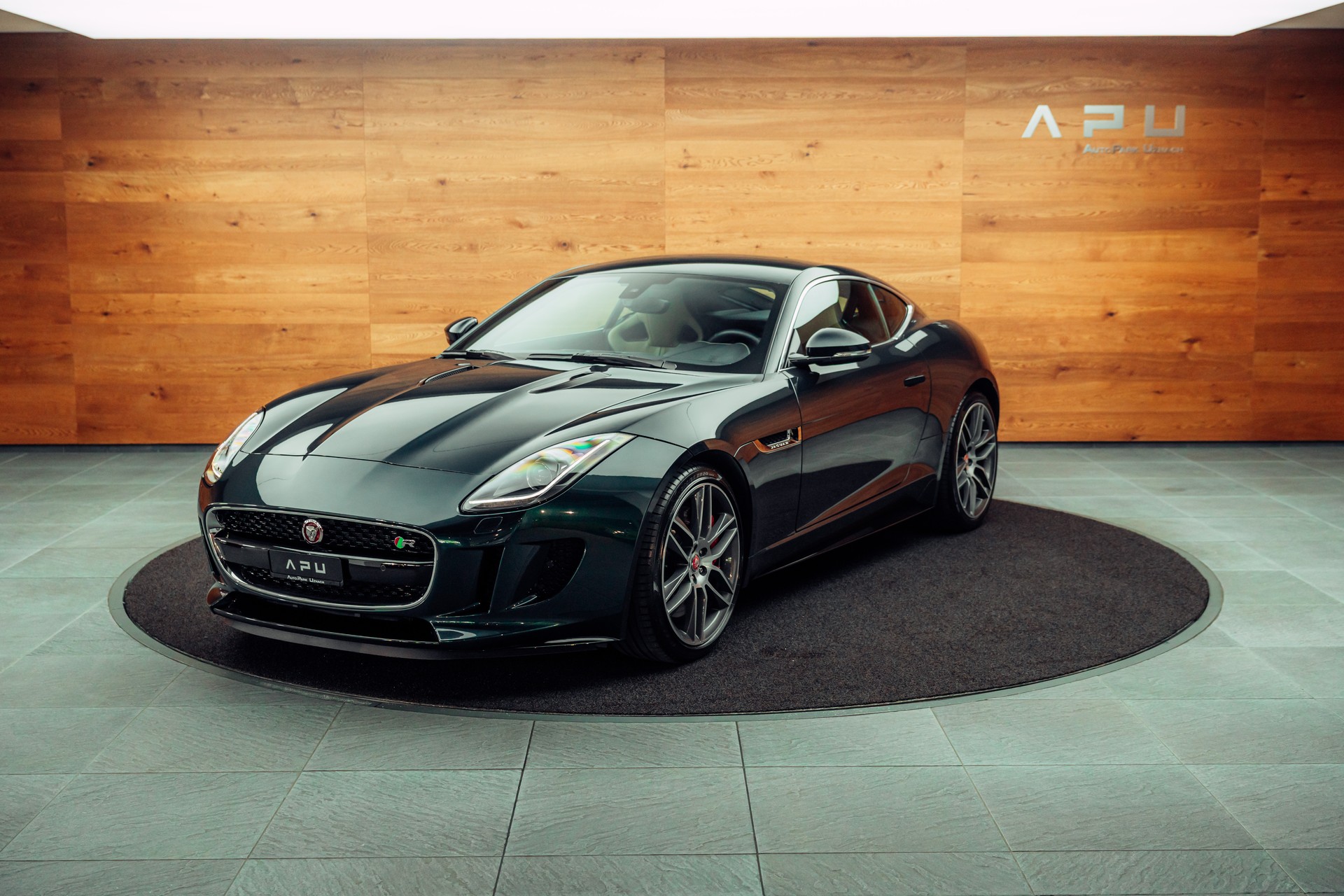 JAGUAR F-Type Coupé R 5.0 V8 S/C-image-4