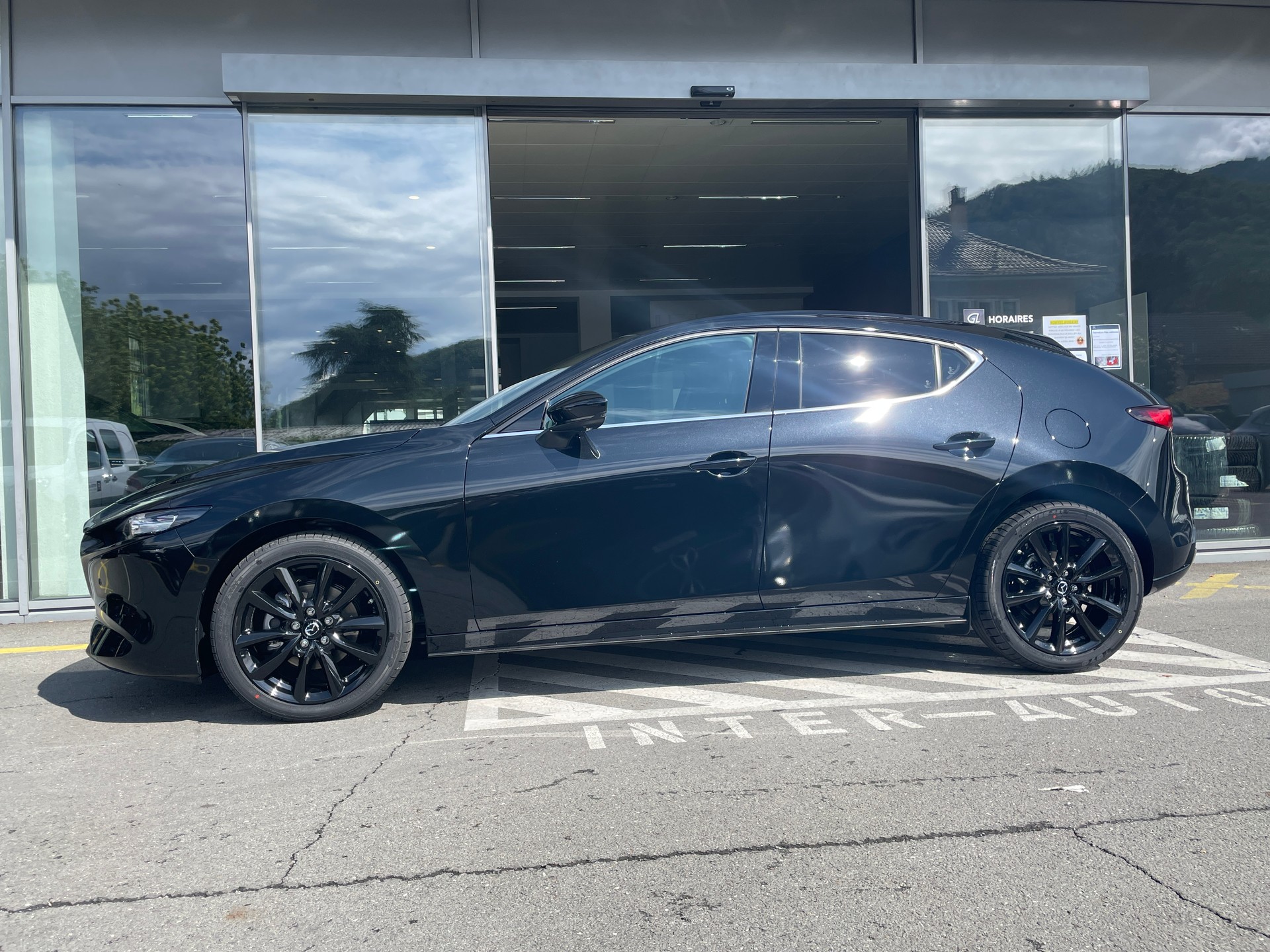 MAZDA 3 Hatchback SKYACTIV-G M Hybrid 140 Homura Automat-showroom-element-2