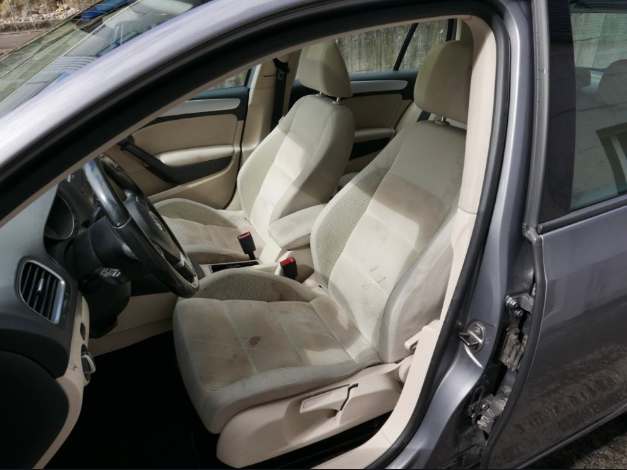 VW Golf 2.0 TDI Highline 4Motion-image-8