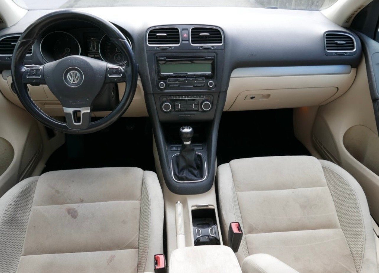 VW Golf 2.0 TDI Highline 4Motion-image-9