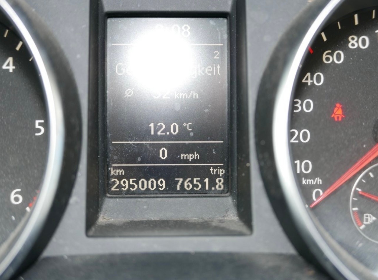 VW Golf 2.0 TDI Highline 4Motion-image-7
