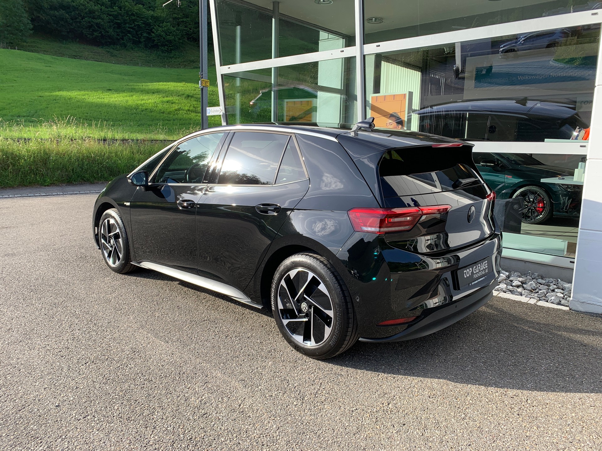 VW ID.3 Pro 58 kWh Pro United-image-4