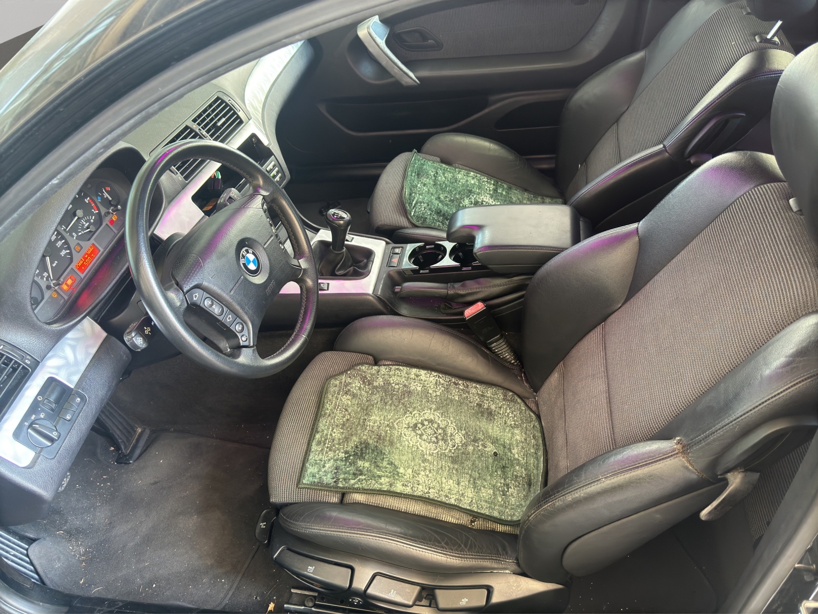 BMW 318 ti Compact-image-9