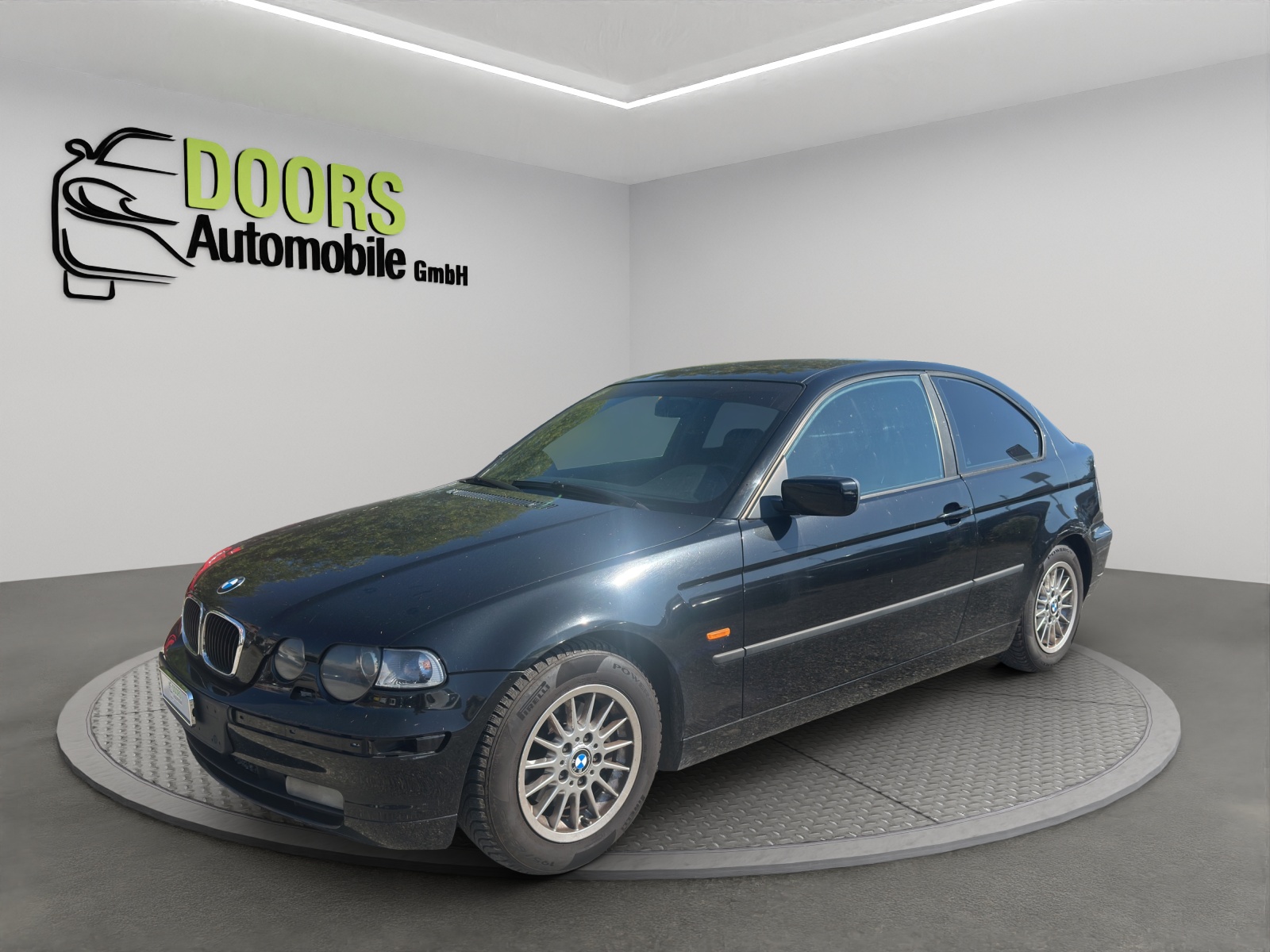 BMW 318 ti Compact-image-0