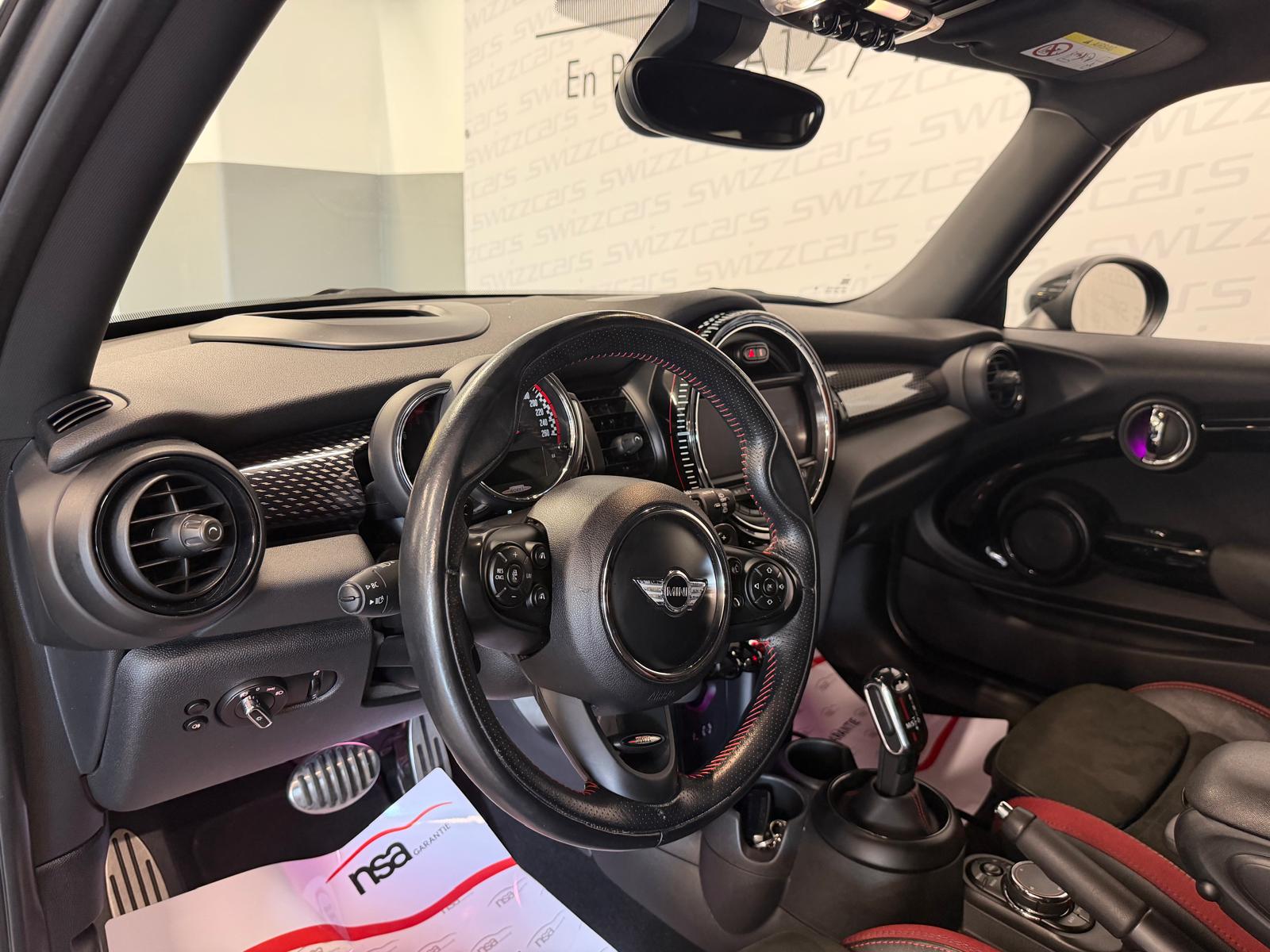 MINI Cooper John Cooper Works Steptronic-image-7