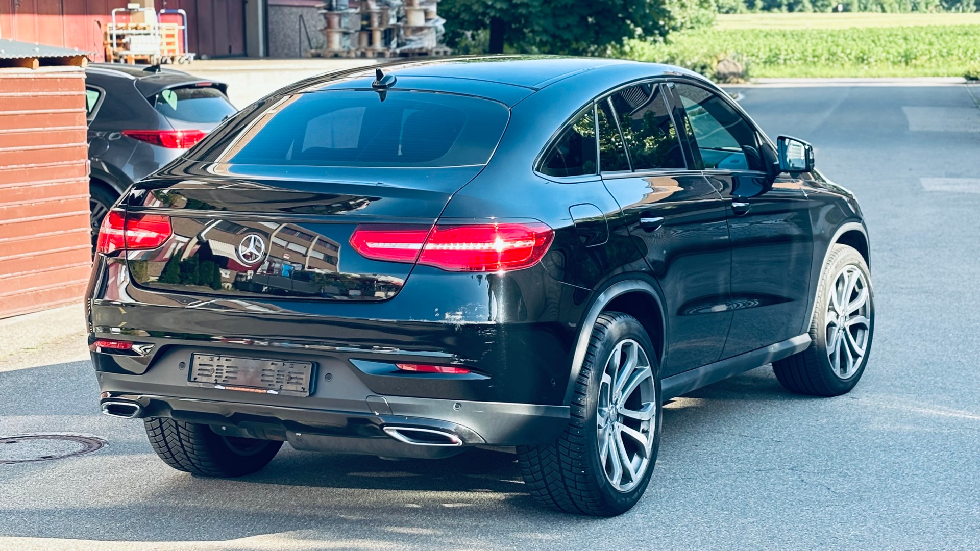 MERCEDES-BENZ GLE Coupé 350 d 4Matic 9G-Tronic-image-3
