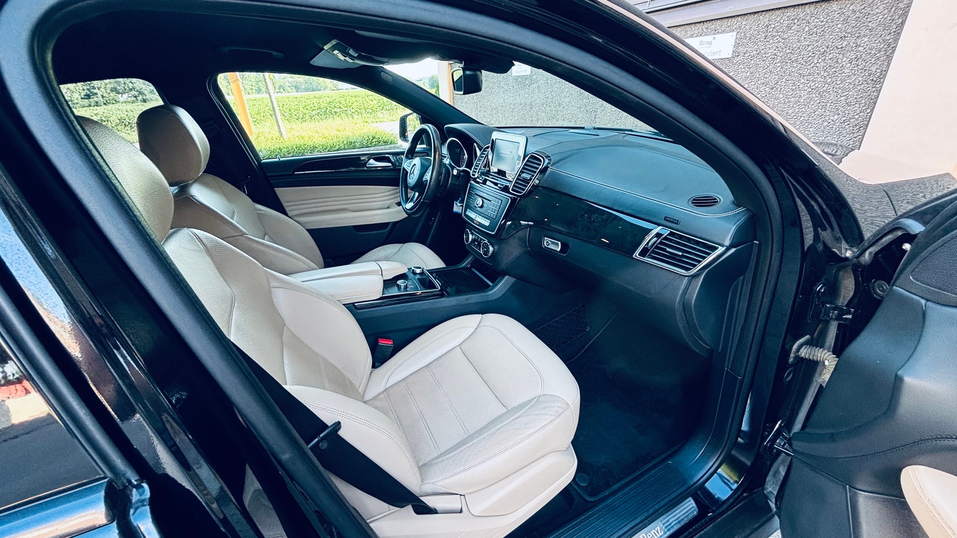 MERCEDES-BENZ GLE Coupé 350 d 4Matic 9G-Tronic-image-6