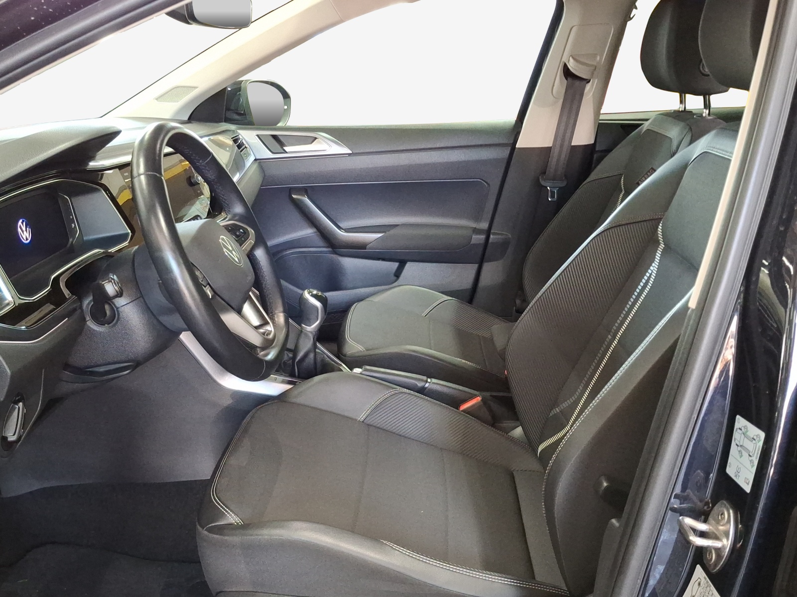 VW Taigo 1.0 TSI Style-image-7