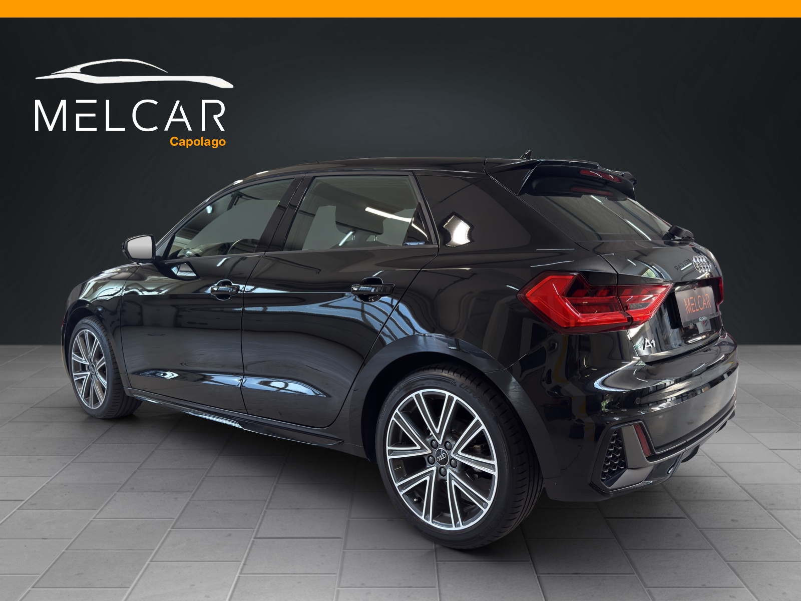 AUDI A1 Sportback 30 TFSI S Line Attraction S-tronic-image-6