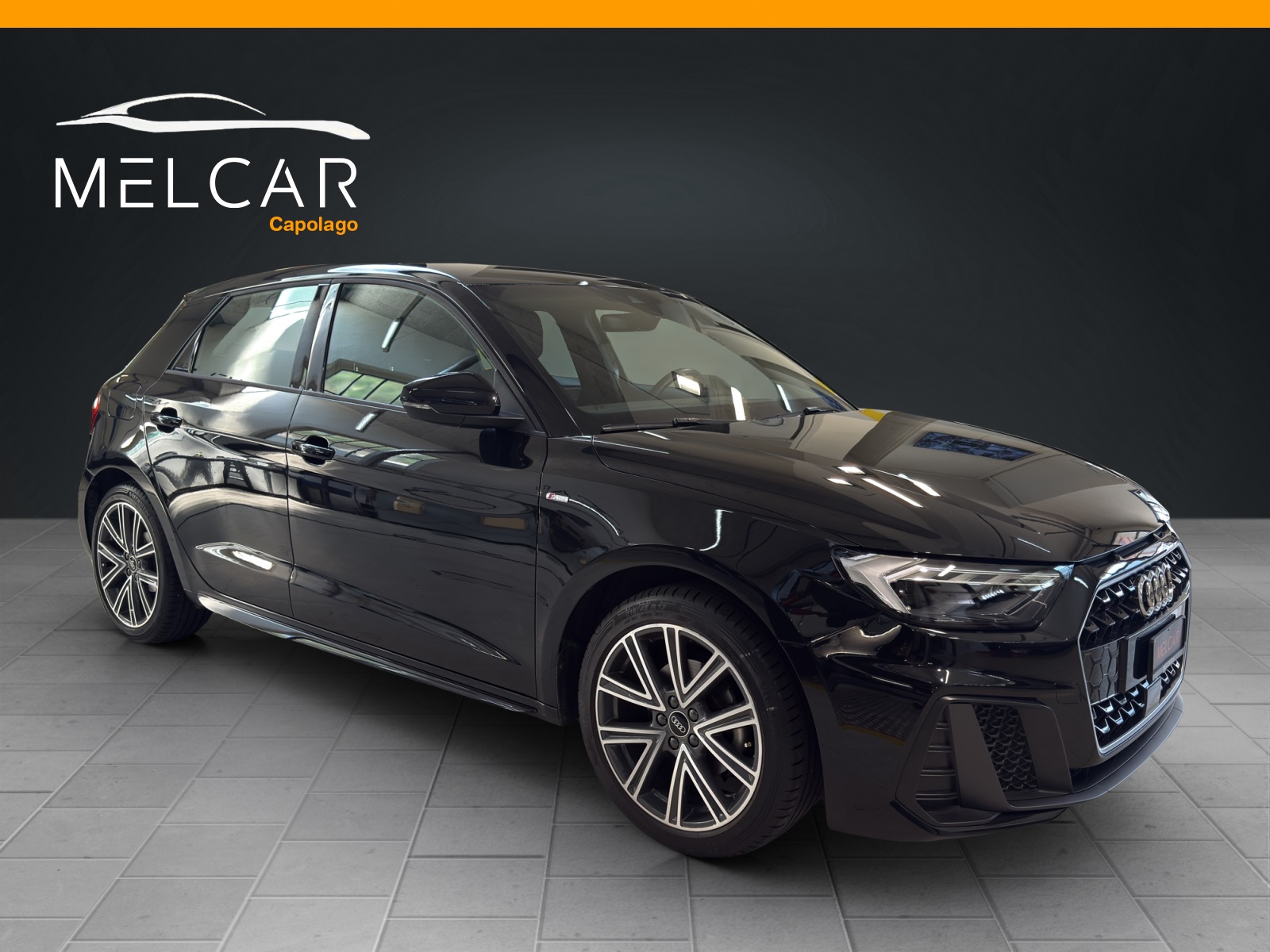 AUDI A1 Sportback 30 TFSI S Line Attraction S-tronic-image-1
