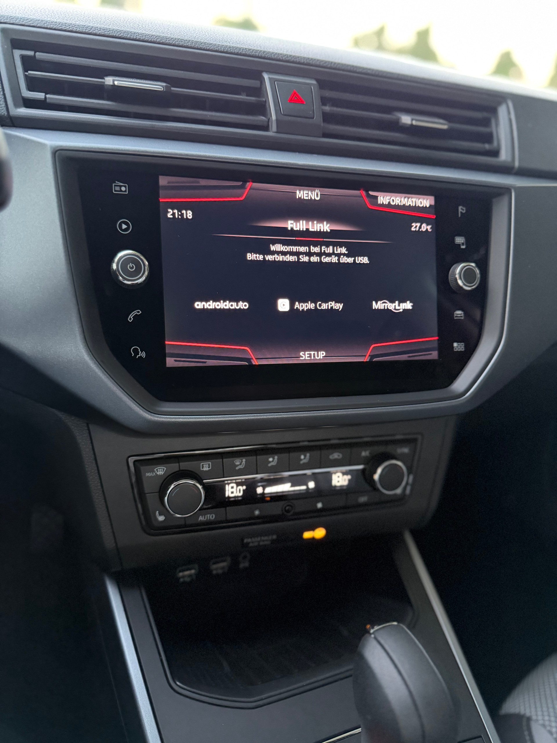 SEAT Arona 1.0 TSI Eco Xcellence DSG / 1 Hand / CH-Fahrz. / Frisch ab MFK / Service gepflegt / 36 Monate Garantie/ Navi/Anhängerkup.-image-14