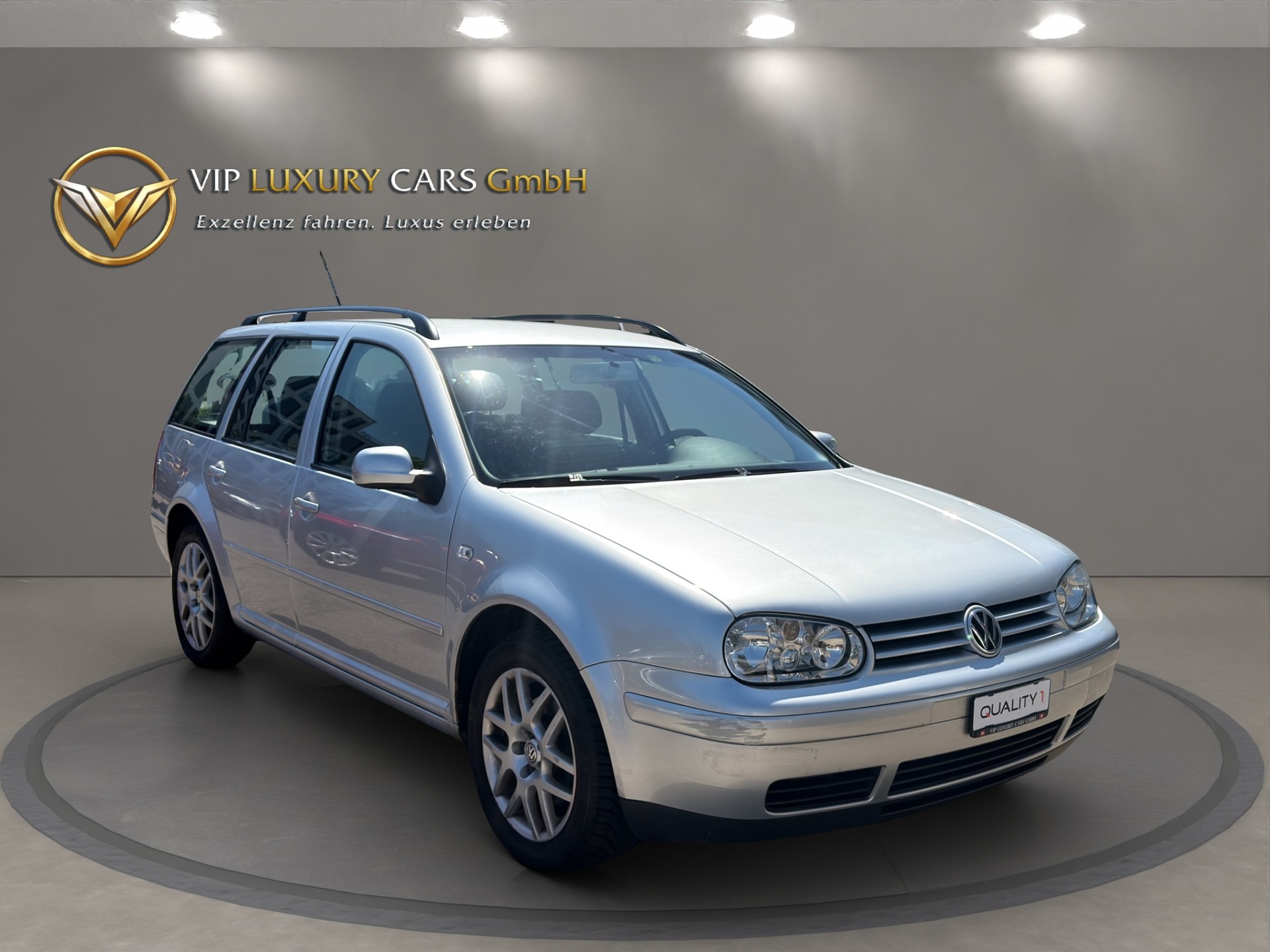 VW Golf Variant 2.0 Comfortline Generation 4Motion-image-2