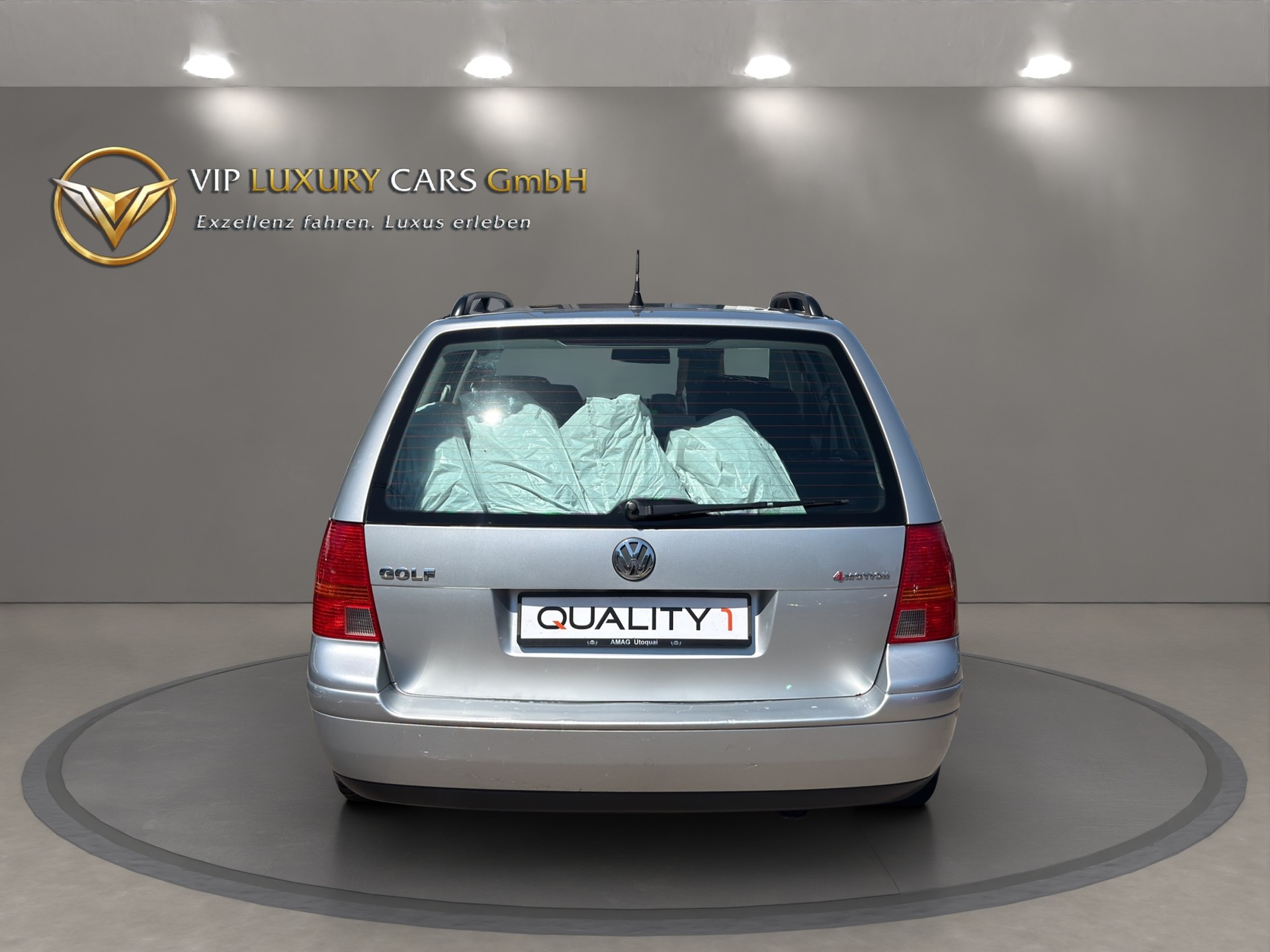 VW Golf Variant 2.0 Comfortline Generation 4Motion-image-5