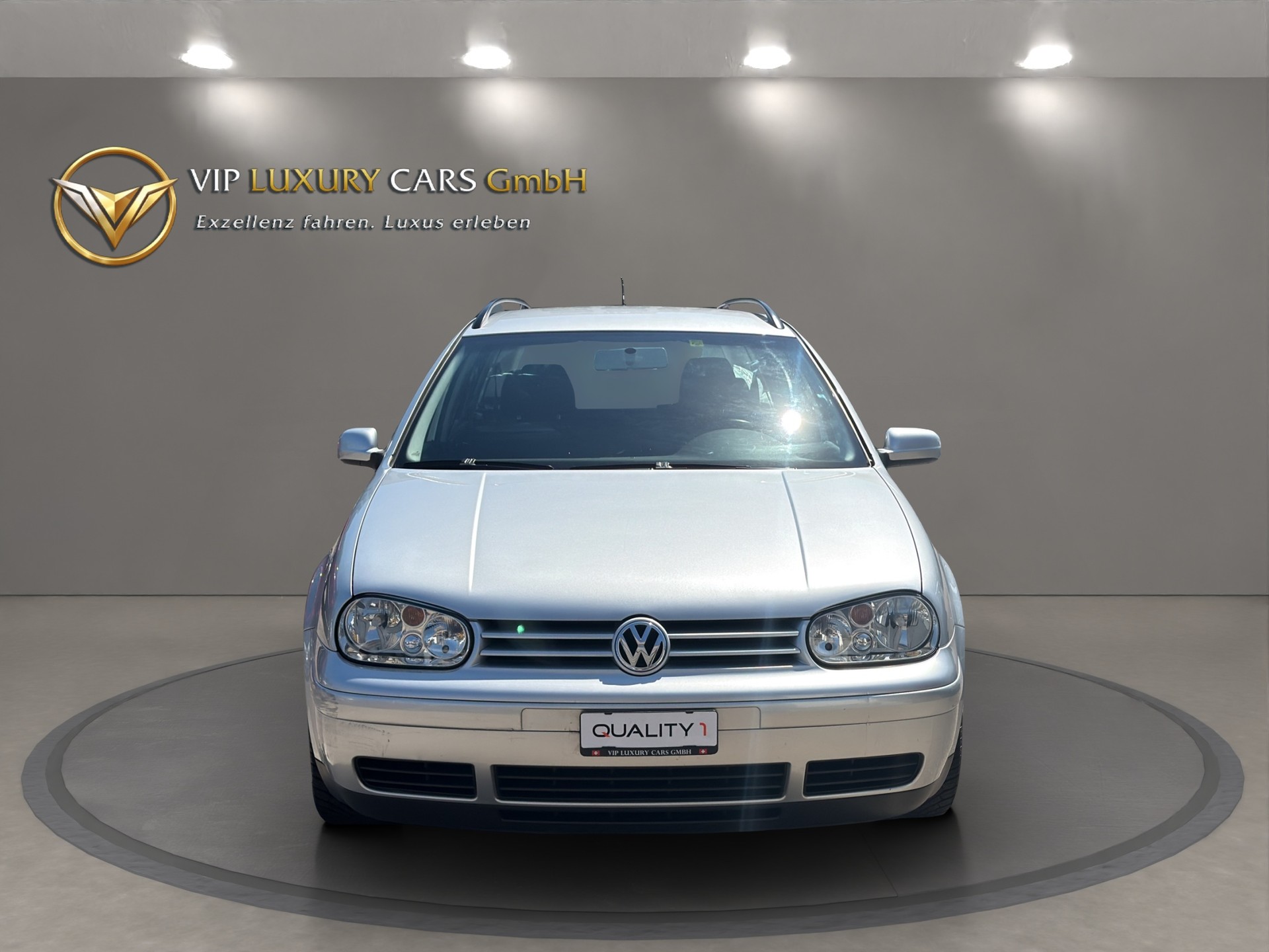 VW Golf Variant 2.0 Comfortline Generation 4Motion-image-3