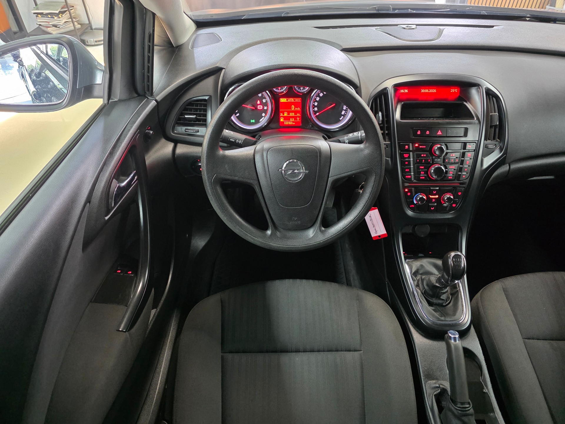 OPEL Astra SportsTourer 1.4i 16V Turbo Sport-image-10