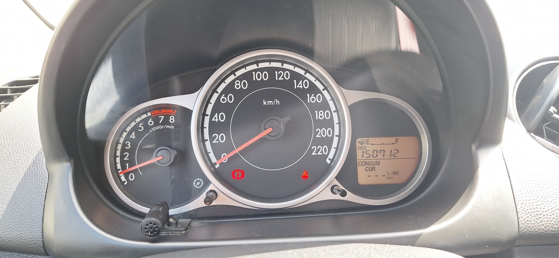 MAZDA 2 1.3i 16V Motion-image-27
