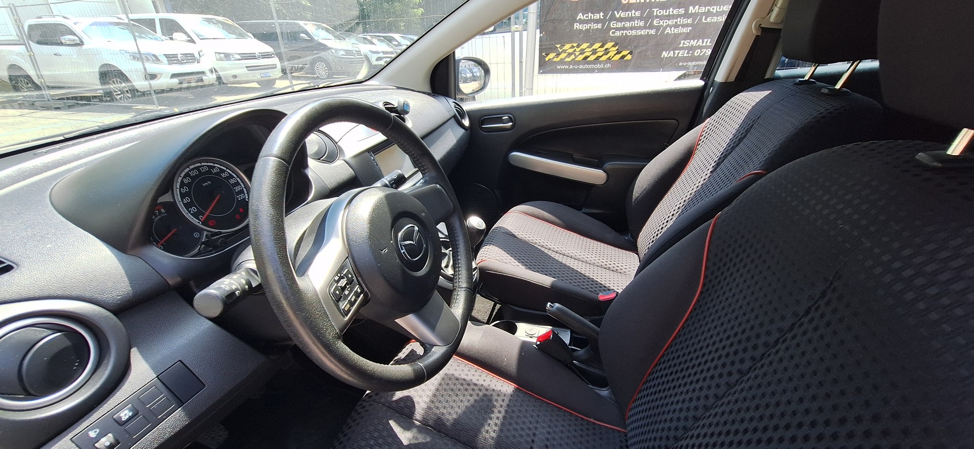 MAZDA 2 1.3i 16V Motion-image-9