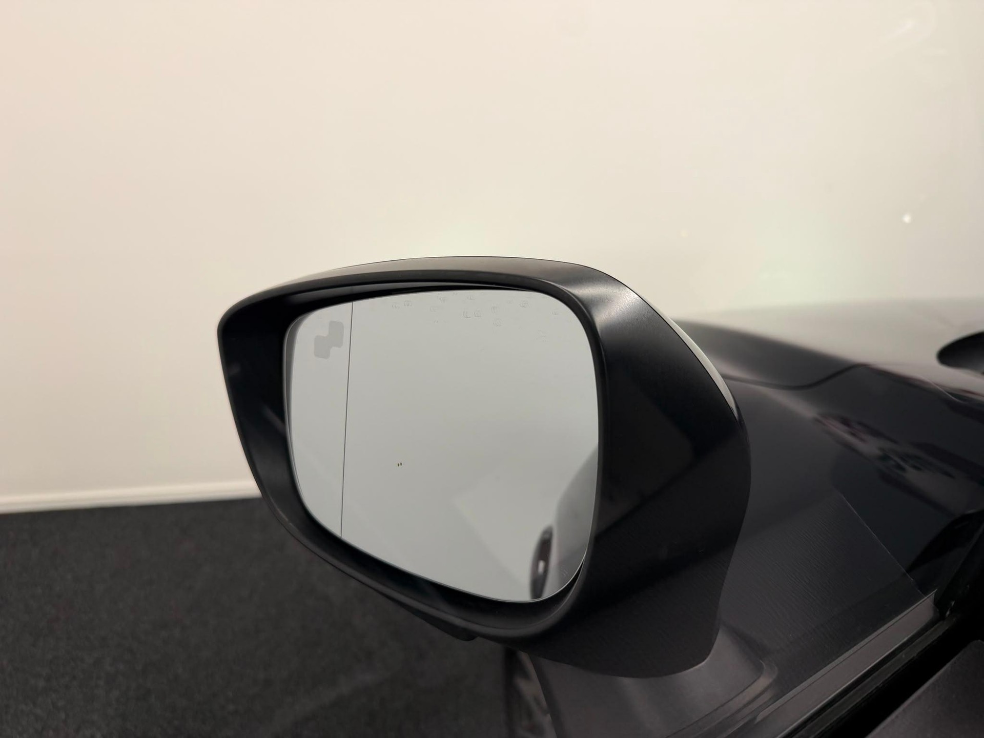 MAZDA CX-3 2.0 Revolution AWD-image-16