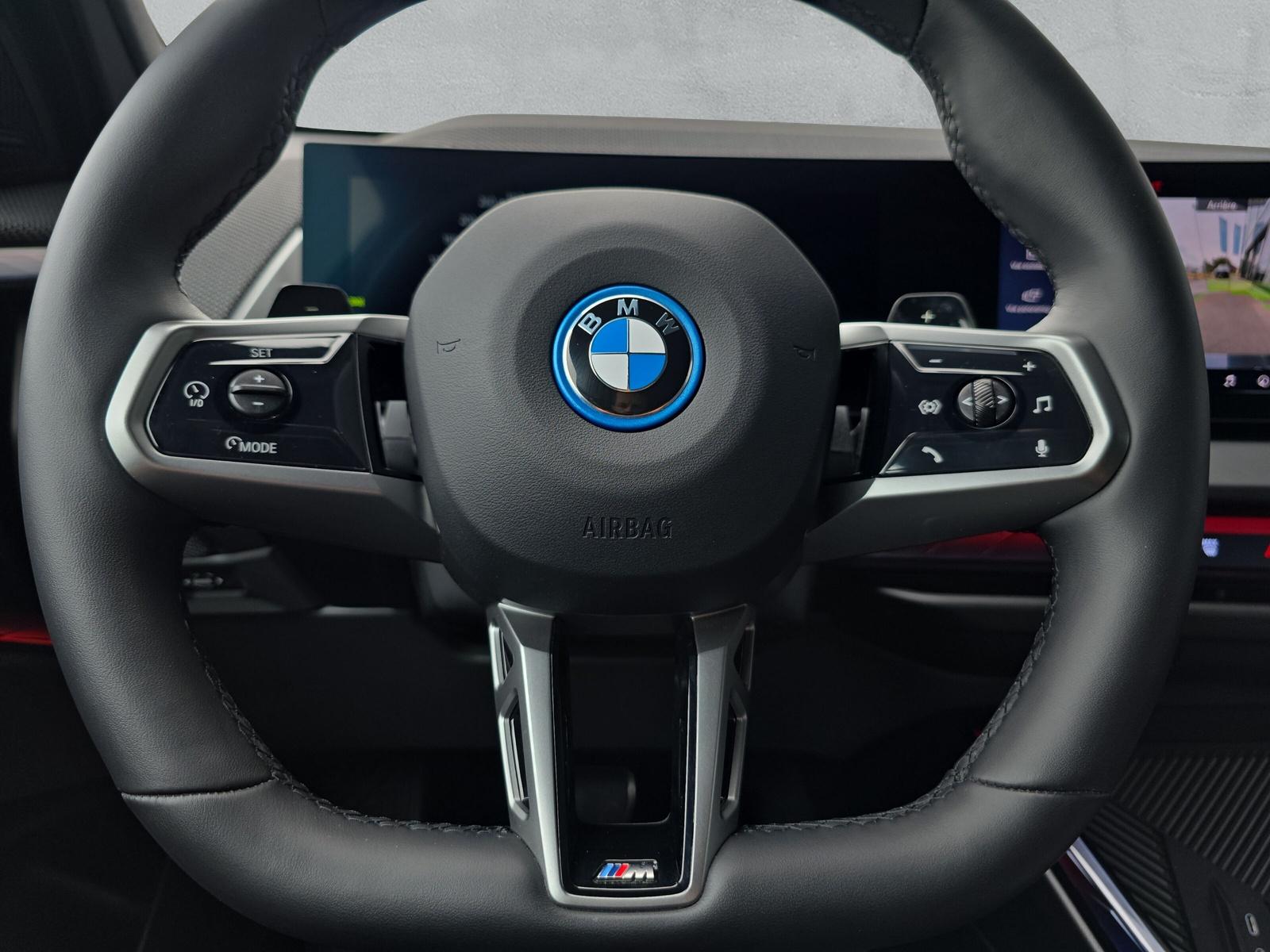 BMW X3 30e M Sport Pro xDrive G45 (CH) AHK ** Plug-in Hybrid ** Roues hiver incluse **-image-22