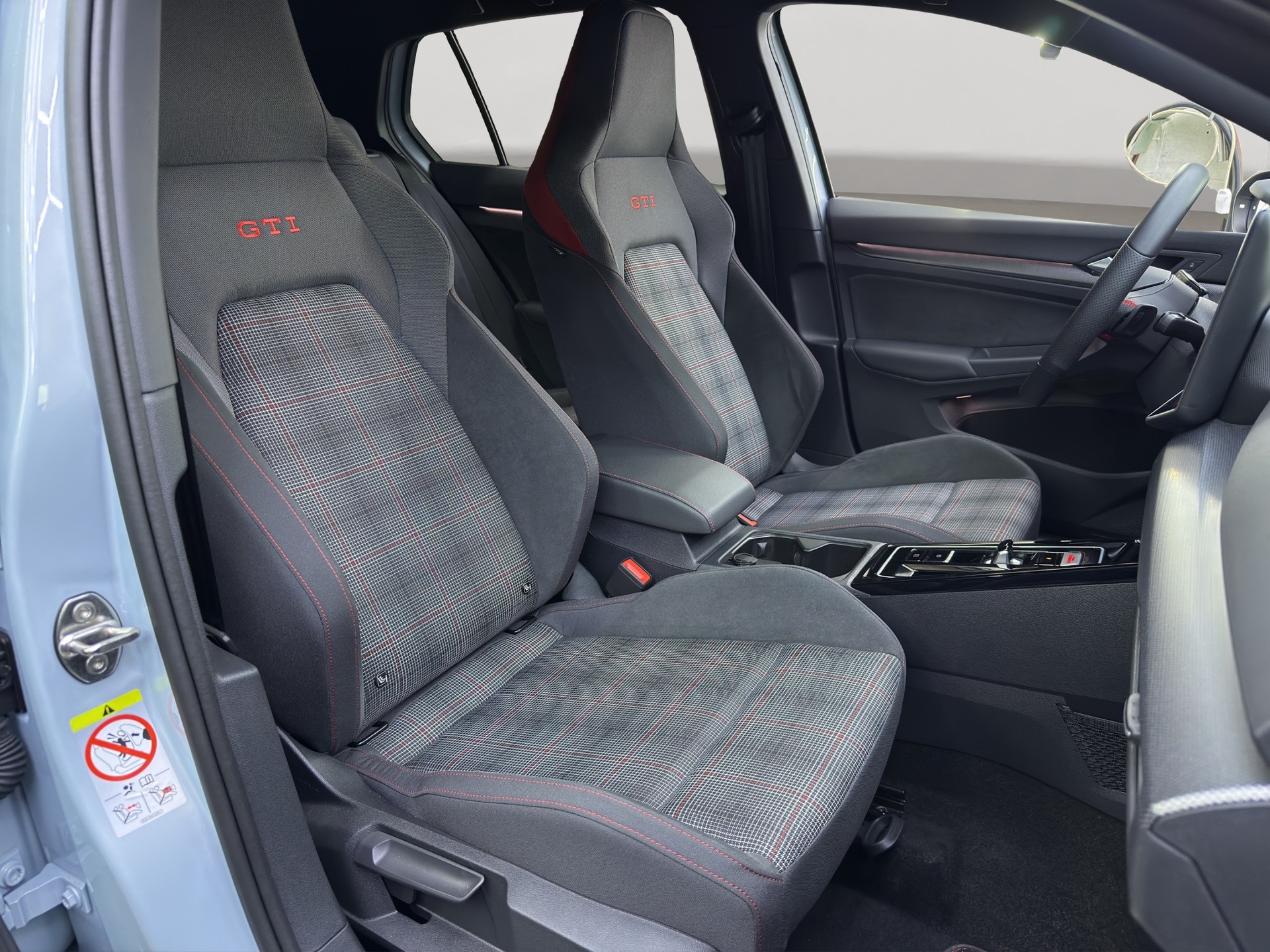 VW Golf 2.0 TSI GTI DSG-image-14