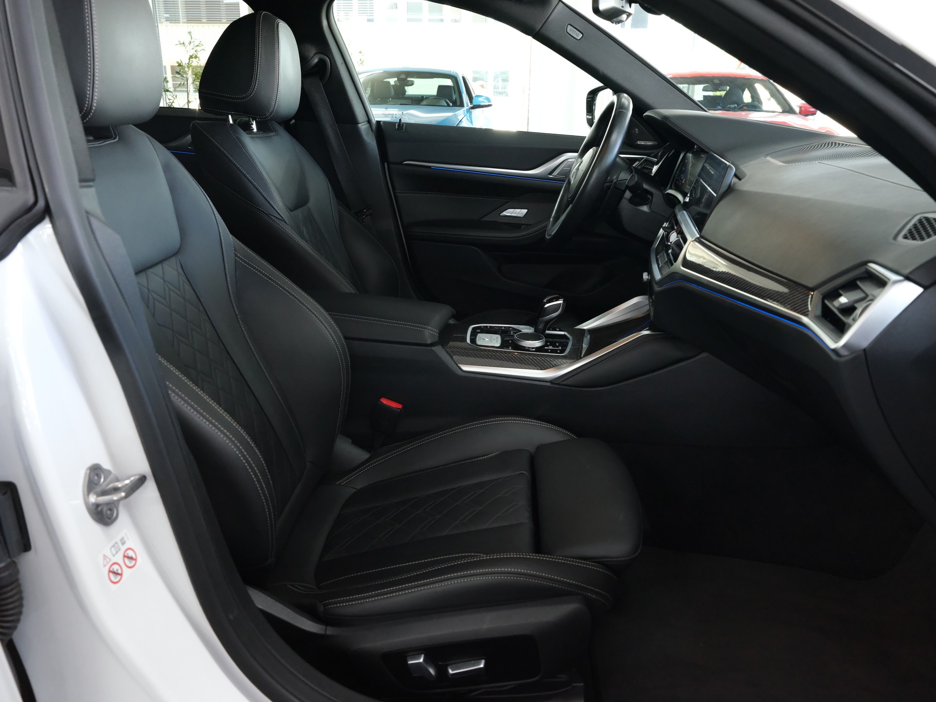 BMW-ALPINA B4 Gran Coupé 3.0 xDrive S-Tronic *Panorama* *360 Kamera* *Harman & Kardon*-image-24