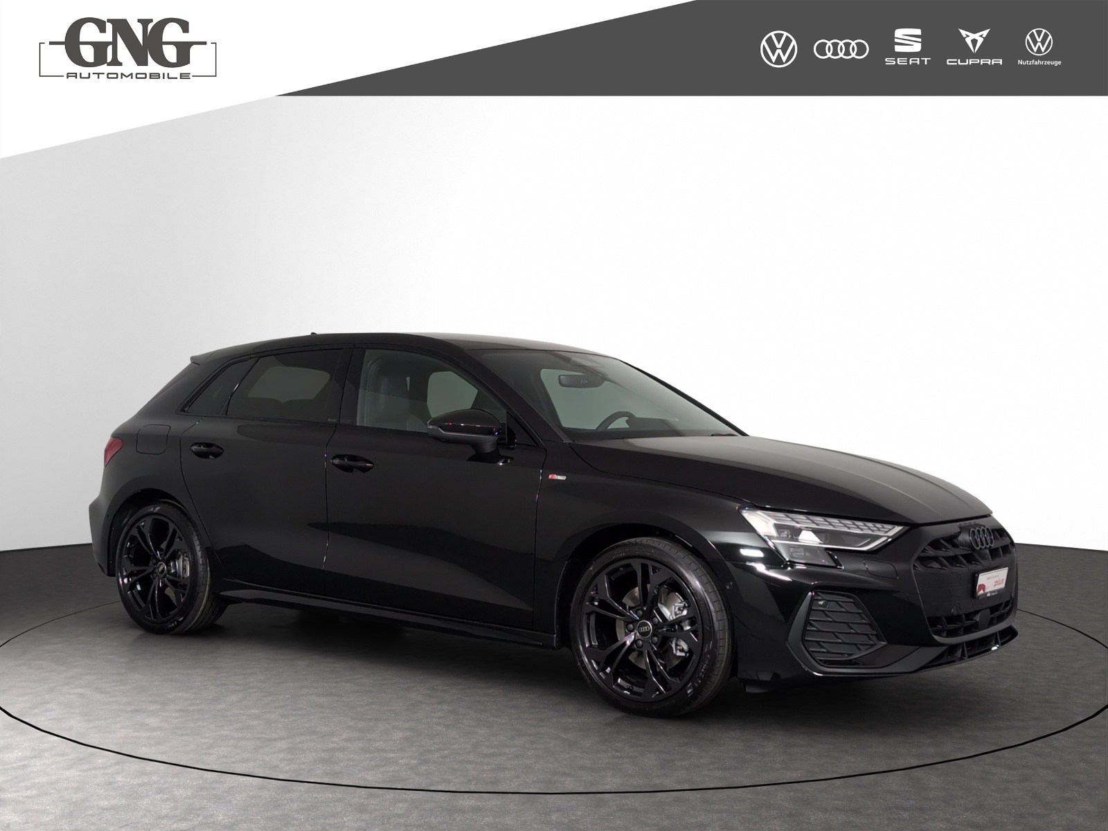 AUDI A3 Sportback TFSI 150 kW quattro S line S tronic-image-3