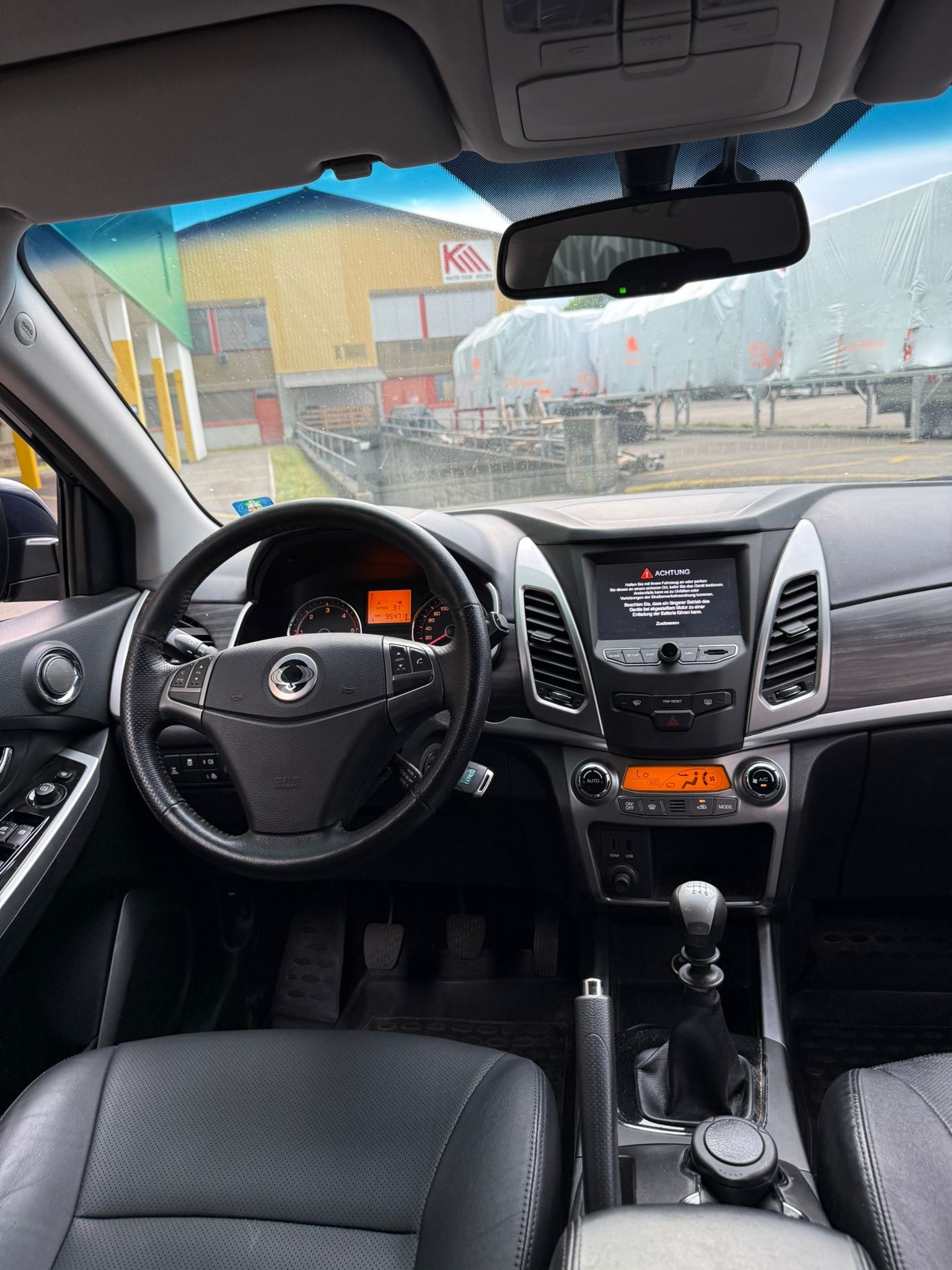 KGM-SsangYong Korando 2.2 e-XDi Sapphire 4WD-image-9