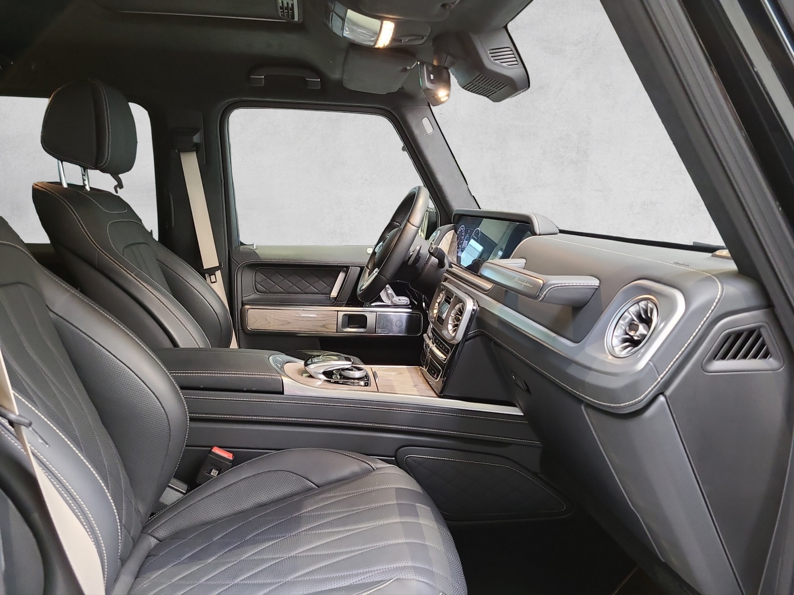 MERCEDES-BENZ G 400 d AMG Line 9G-Tronic-image-7