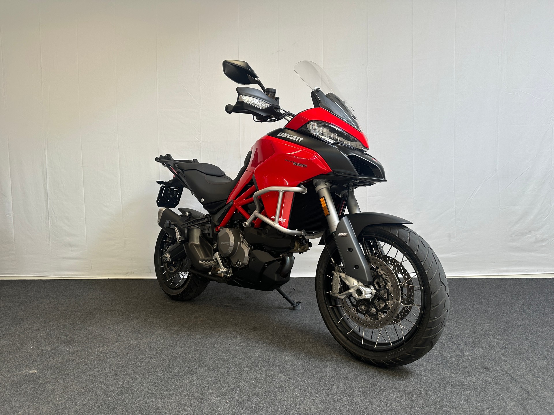 DUCATI Multistrada 950 S-showroom-element-3