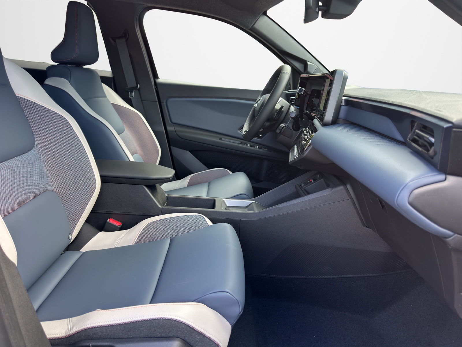 NISSAN Evolve Reichweite 416km-image-13