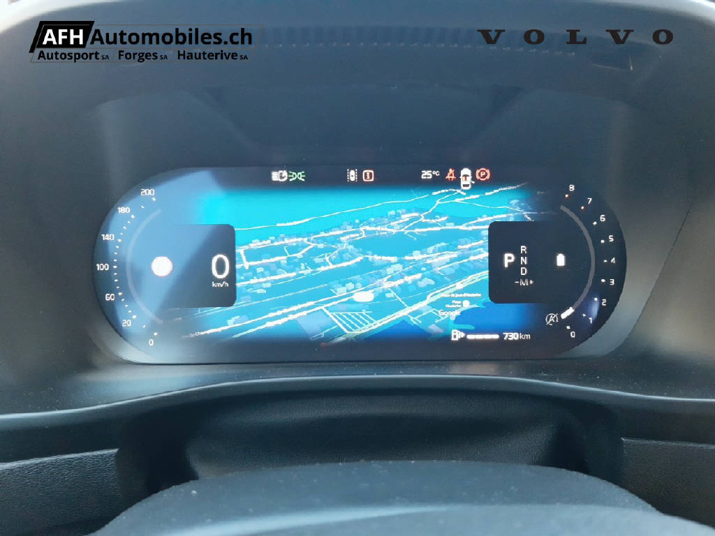 VOLVO XC40 2.0 B3 MH Core-image-15