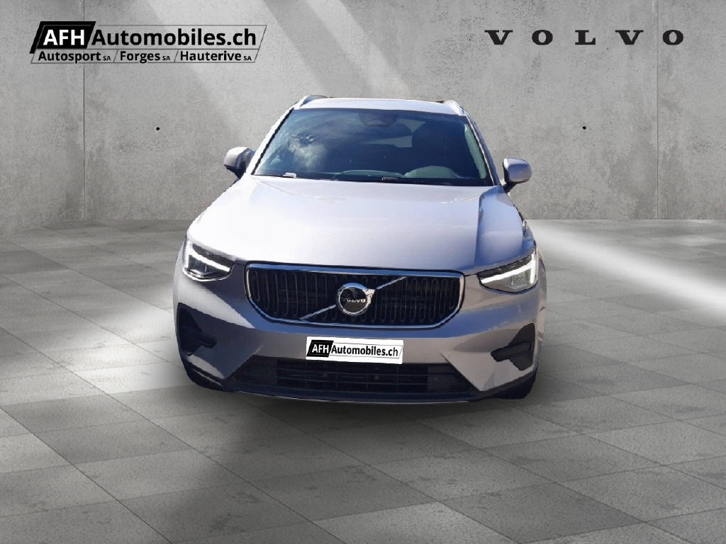 VOLVO XC40 2.0 B3 MH Core-image-2