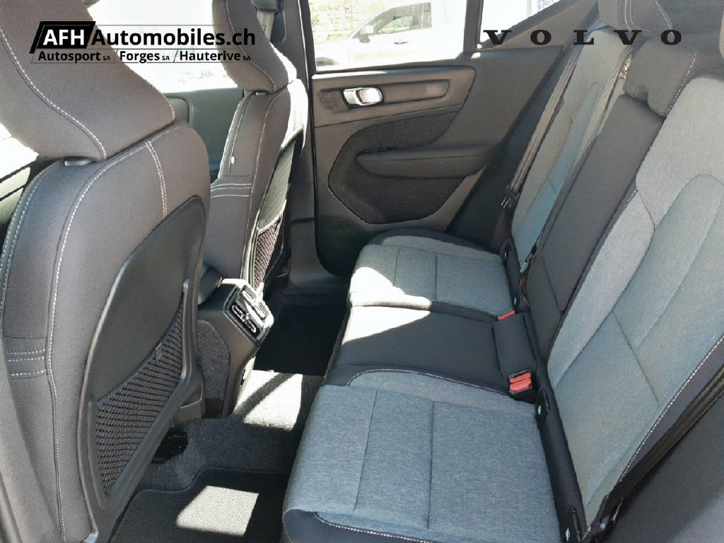 VOLVO XC40 2.0 B3 MH Core-image-10