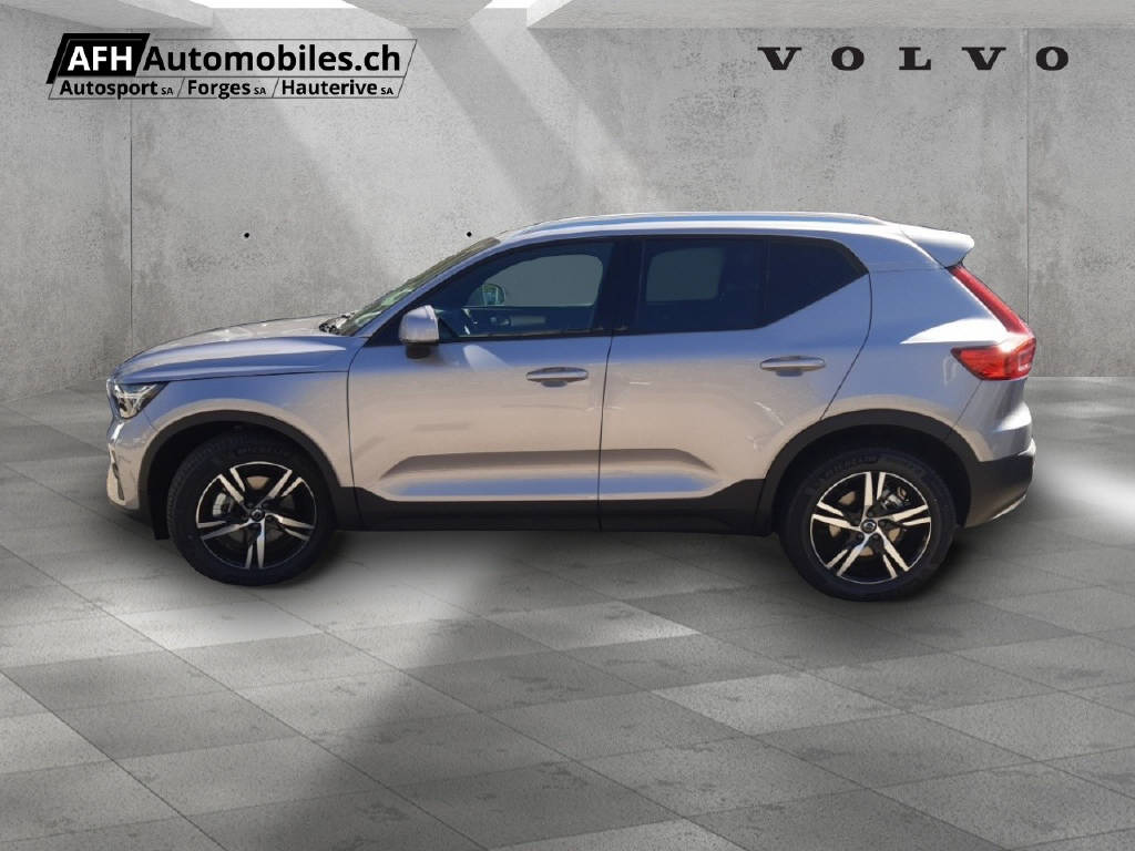 VOLVO XC40 2.0 B3 MH Core-image-4