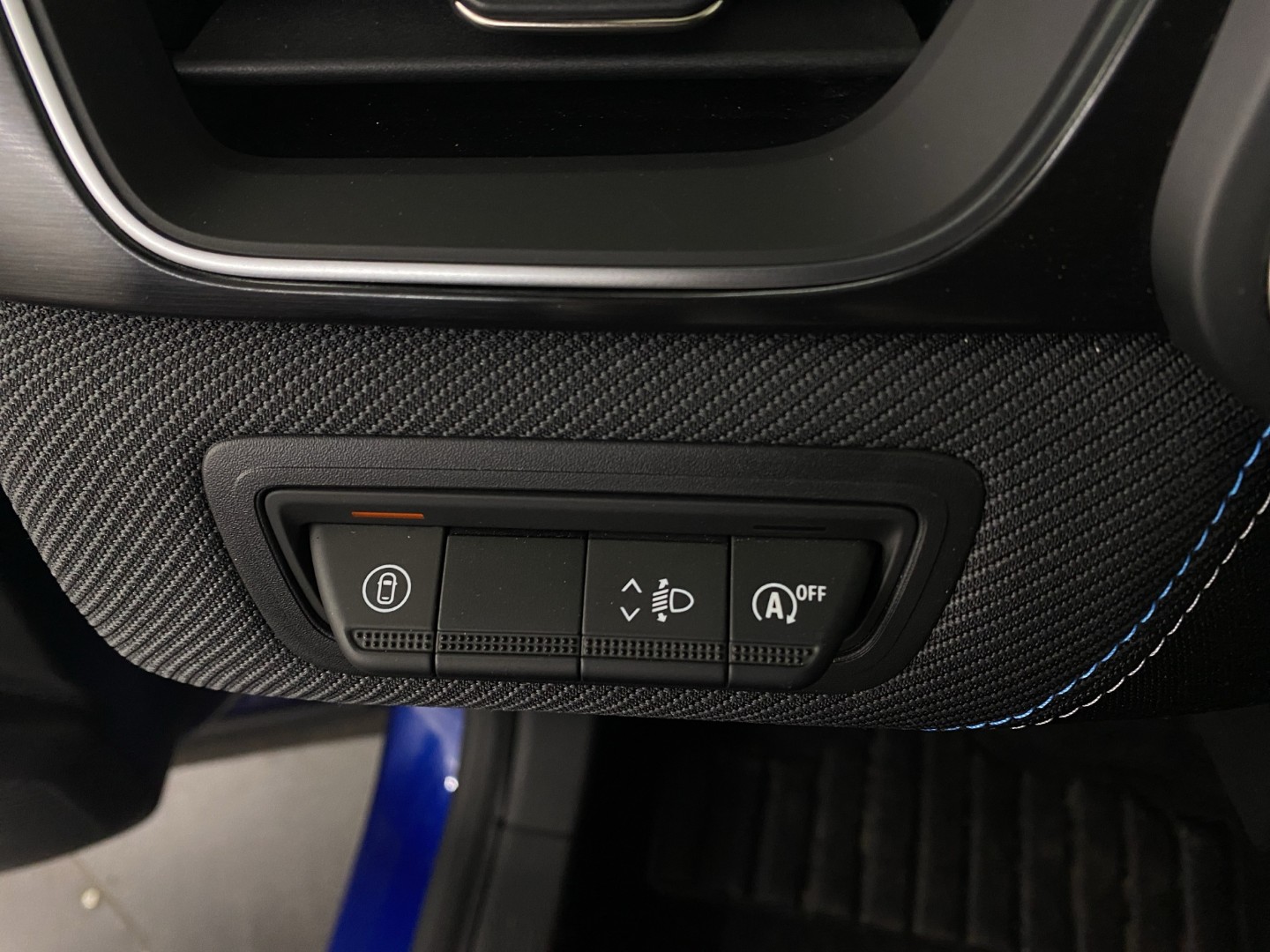RENAULT Captur 1.3 TCe Esprit Alpine EDC-image-16