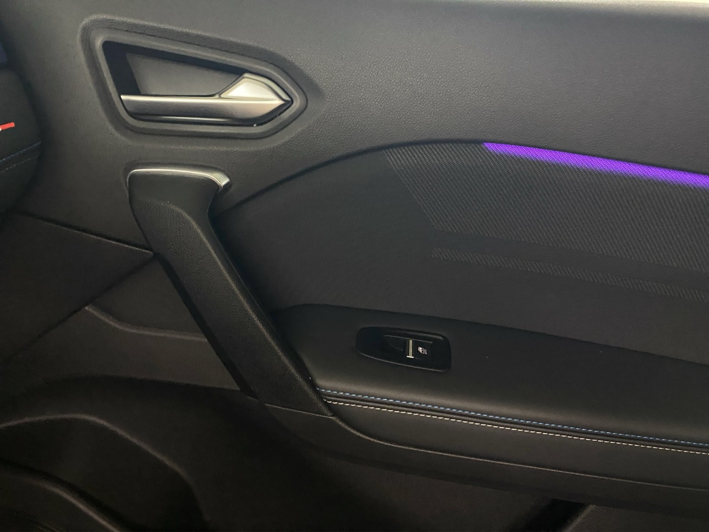 RENAULT Captur 1.3 TCe Esprit Alpine EDC-image-20