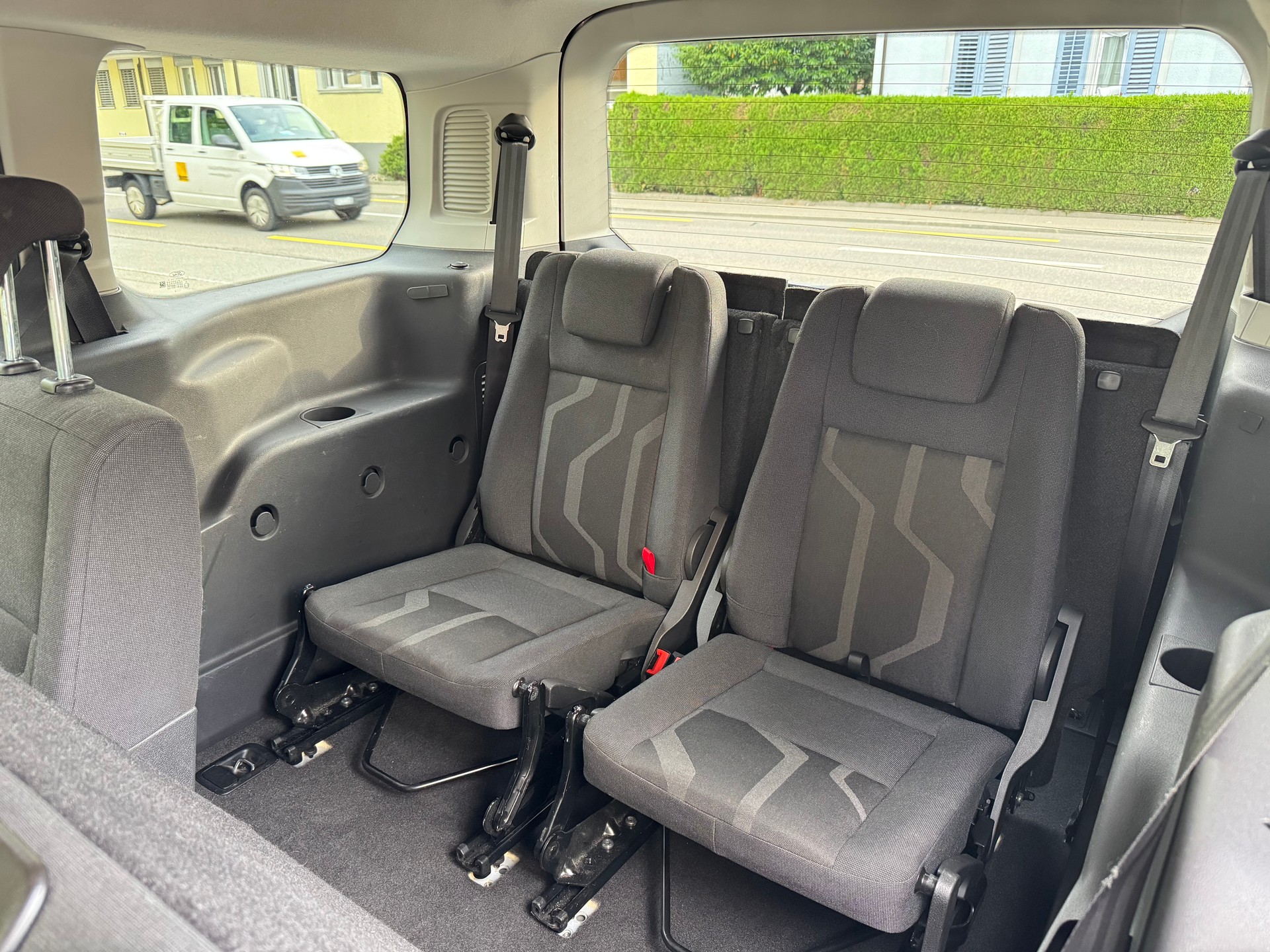 FORD Grand Tourneo Connect 1.6 SCTi Titanium Automatic-image-16