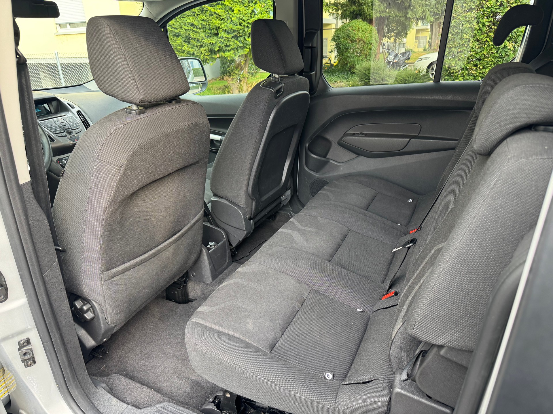 FORD Grand Tourneo Connect 1.6 SCTi Titanium Automatic-image-15