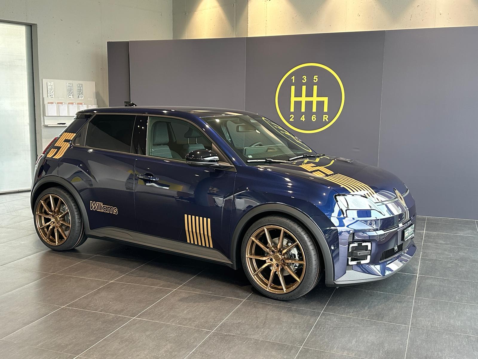 RENAULT R5 E-Tech Comfort Range 52 kWh Techno-image-0