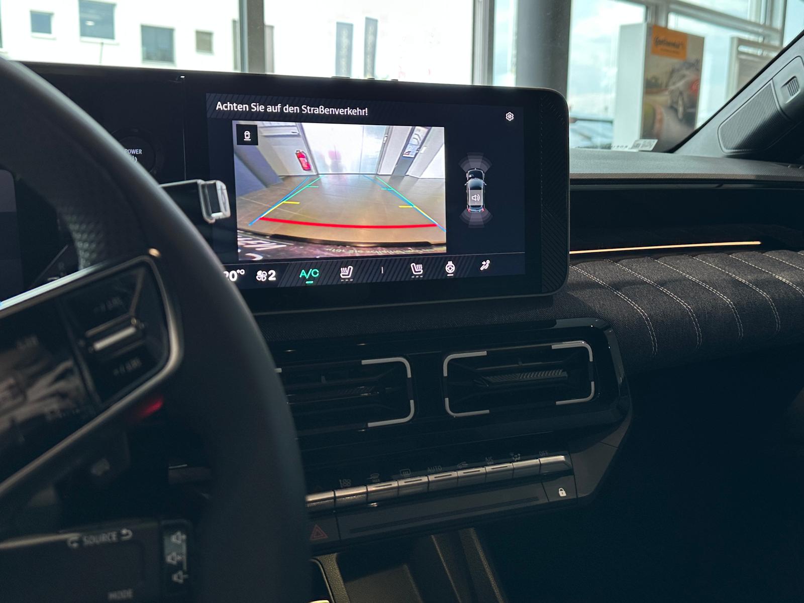 RENAULT R5 E-Tech Comfort Range 52 kWh Techno-image-14