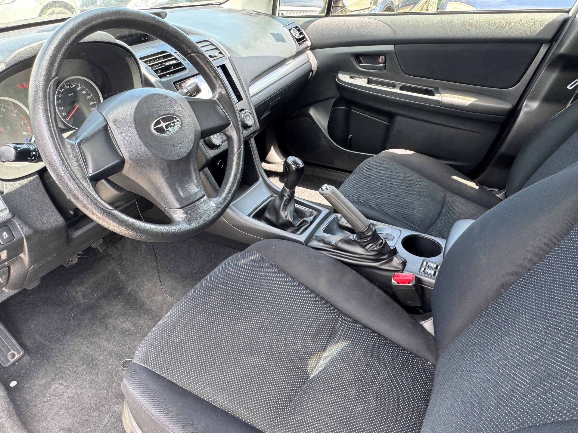 SUBARU Impreza 1.6 Swiss one-image-6
