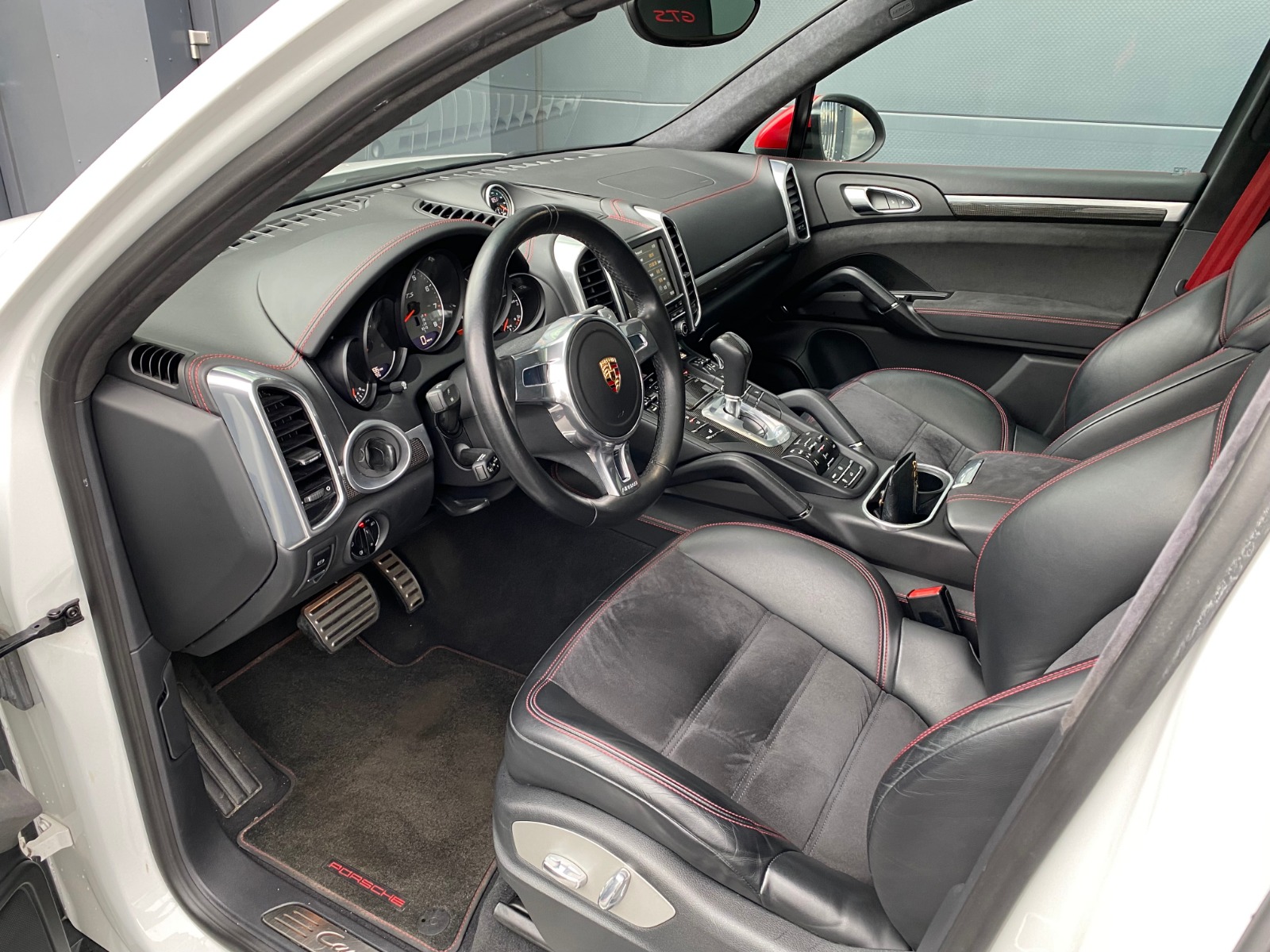 PORSCHE Cayenne GTS-image-8