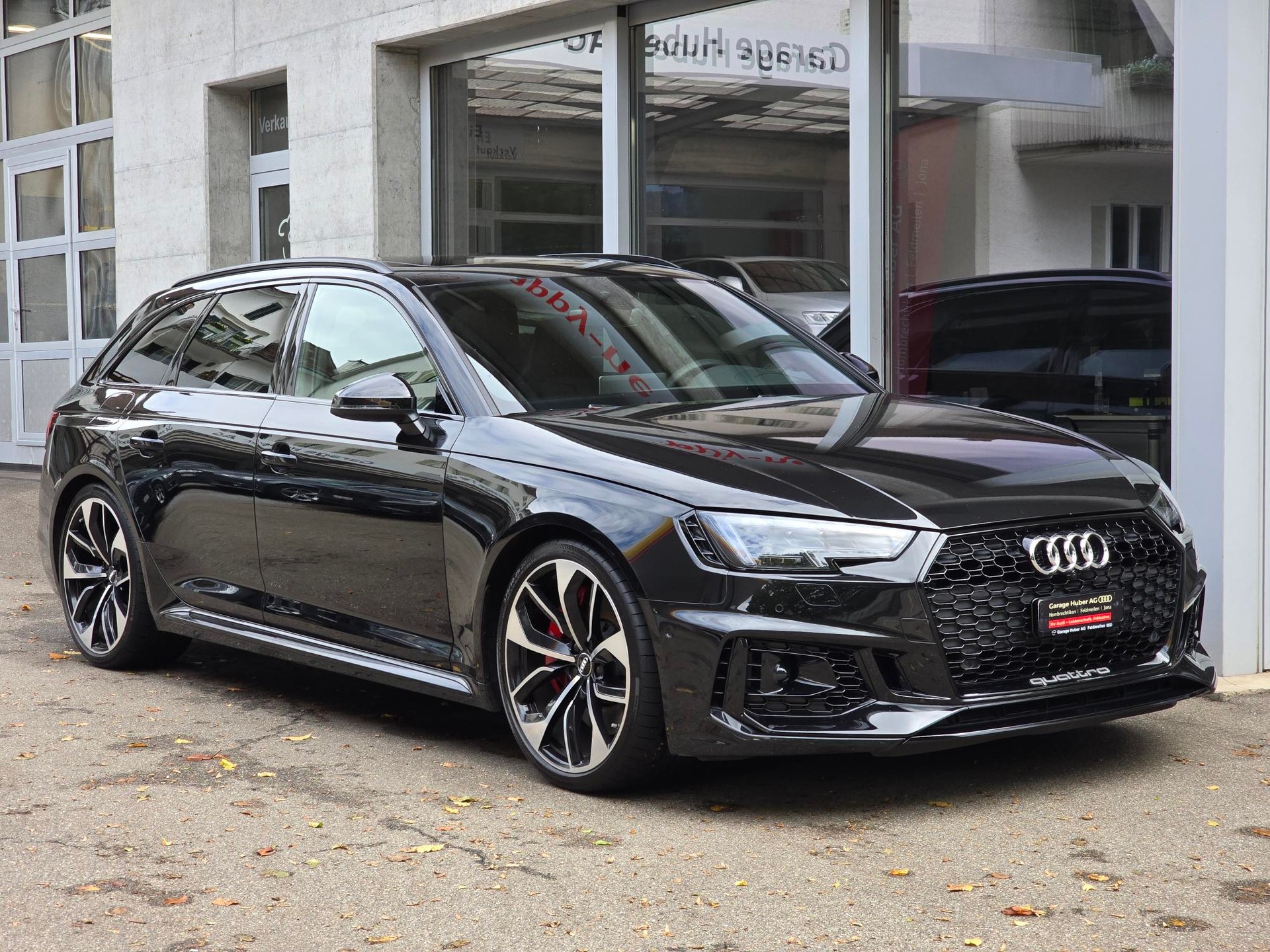 AUDI RS4 Avant 2.9 TFSI quattro tiptronic-image-0